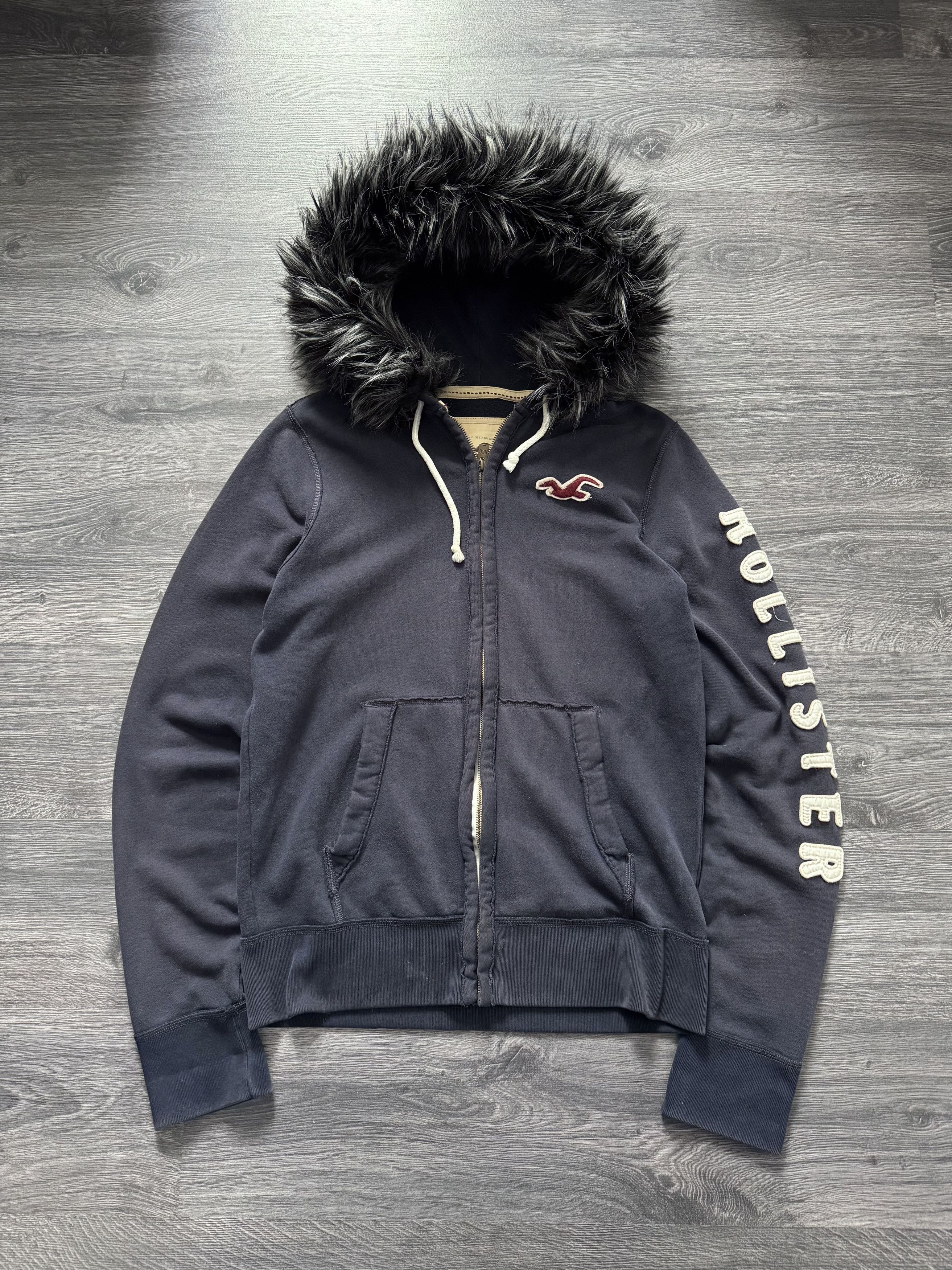 Hollister Y2K HOLLISTER FUR ZIP HOODIE | Grailed