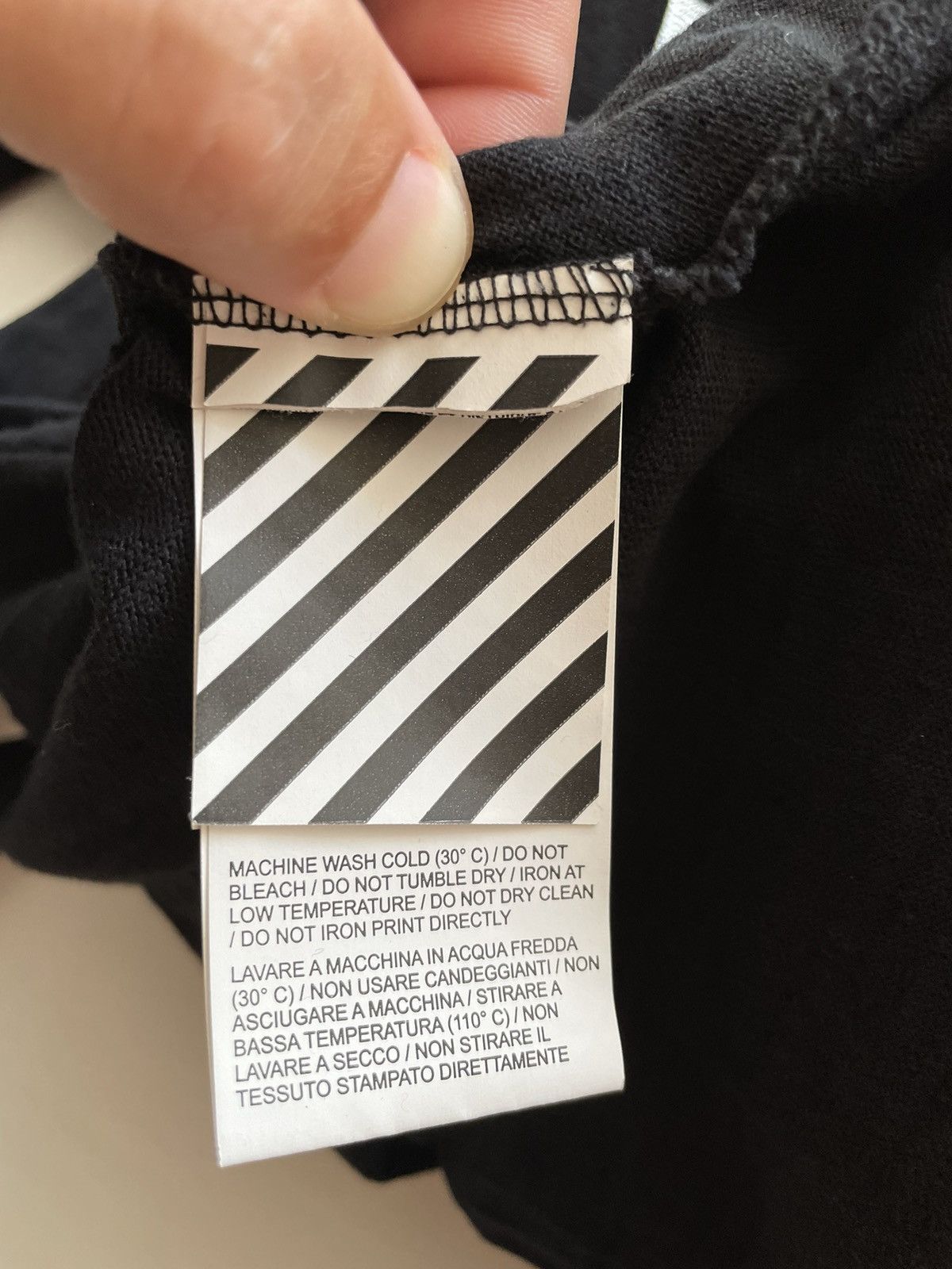 Off-White × Virgil Abloh Off-White Virgil Abloh Mona Lisa Tee Arrow Logo SS18 T-shirt Size US S / EU 44-46 / 1 - 9 Thumbnail