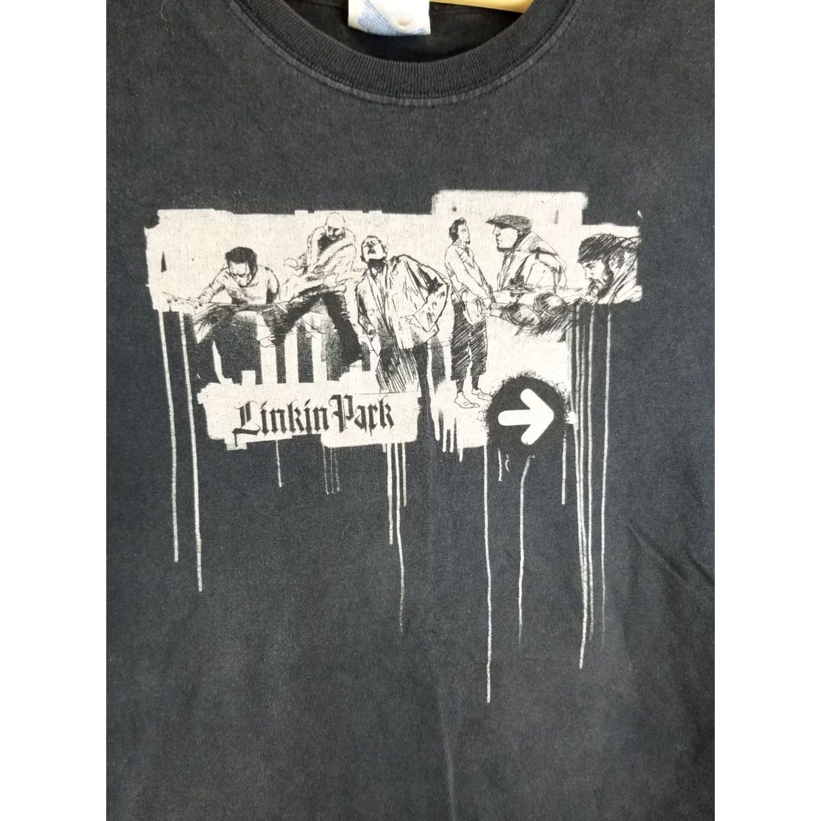 Vintage VINTAGE LINKIN PARK ROCK TOUR T-SHIRT BLACK COTTON SZ SMALL Mens Size US S / EU 44-46 / 1 - 2 Thumbnail