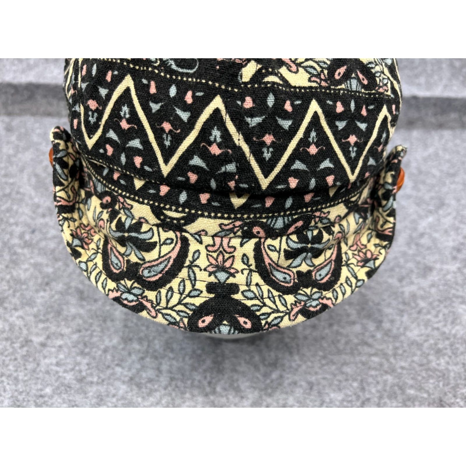 Vintage VINTAGE Basiquenti Army Hat Cap Fitted Womens One Size Black Floral Cotton Short Bill Size 42" / US 20 - 3 Thumbnail