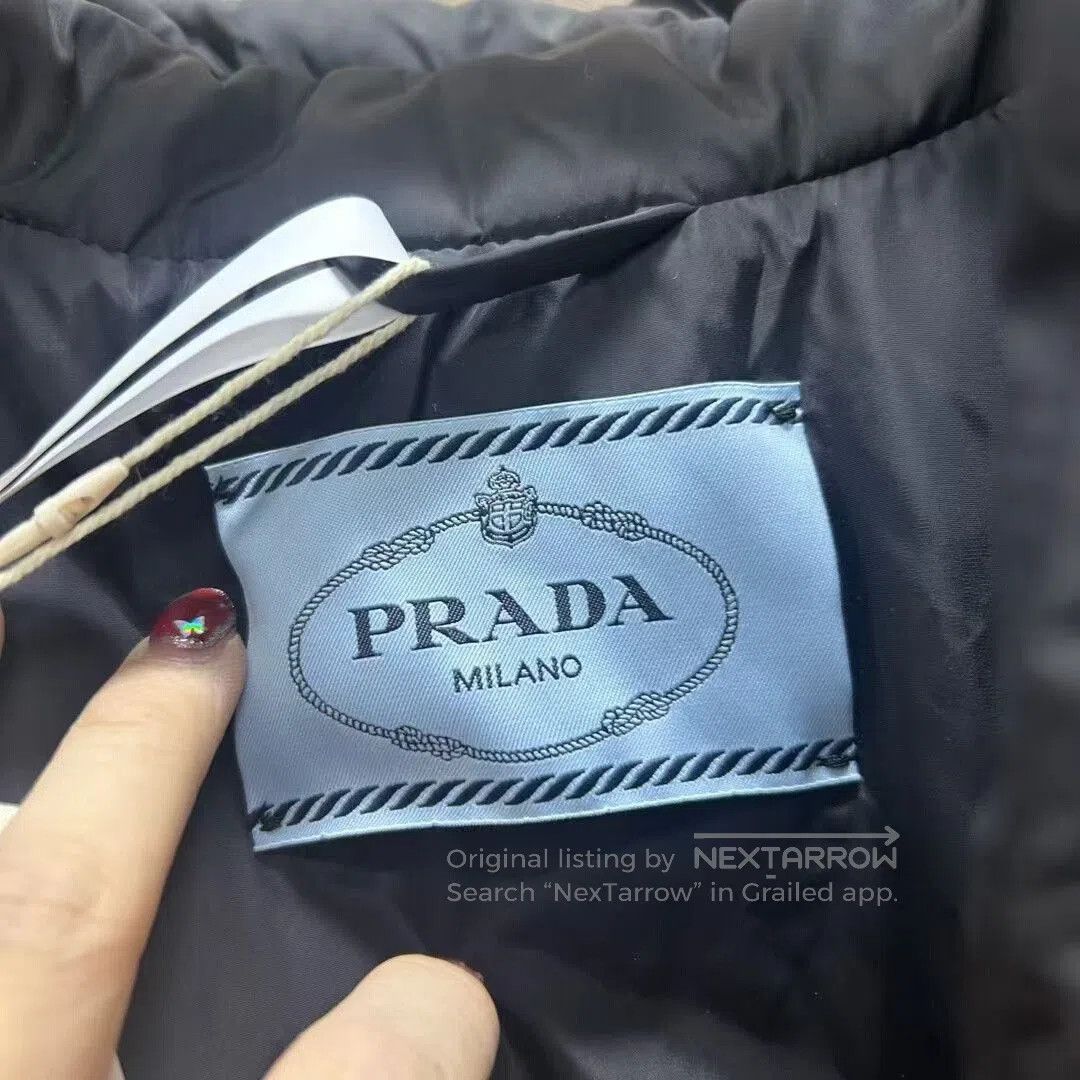 Prada prada black nylon jacket with triangle logo. Size US M / EU 48-50 / 2 - 3 Thumbnail