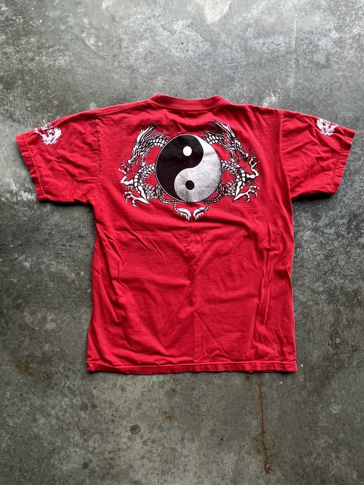 Japanese Brand × Vintage Vintage red dragon tee Size US S / EU 44-46 / 1 - 1 Thumbnail