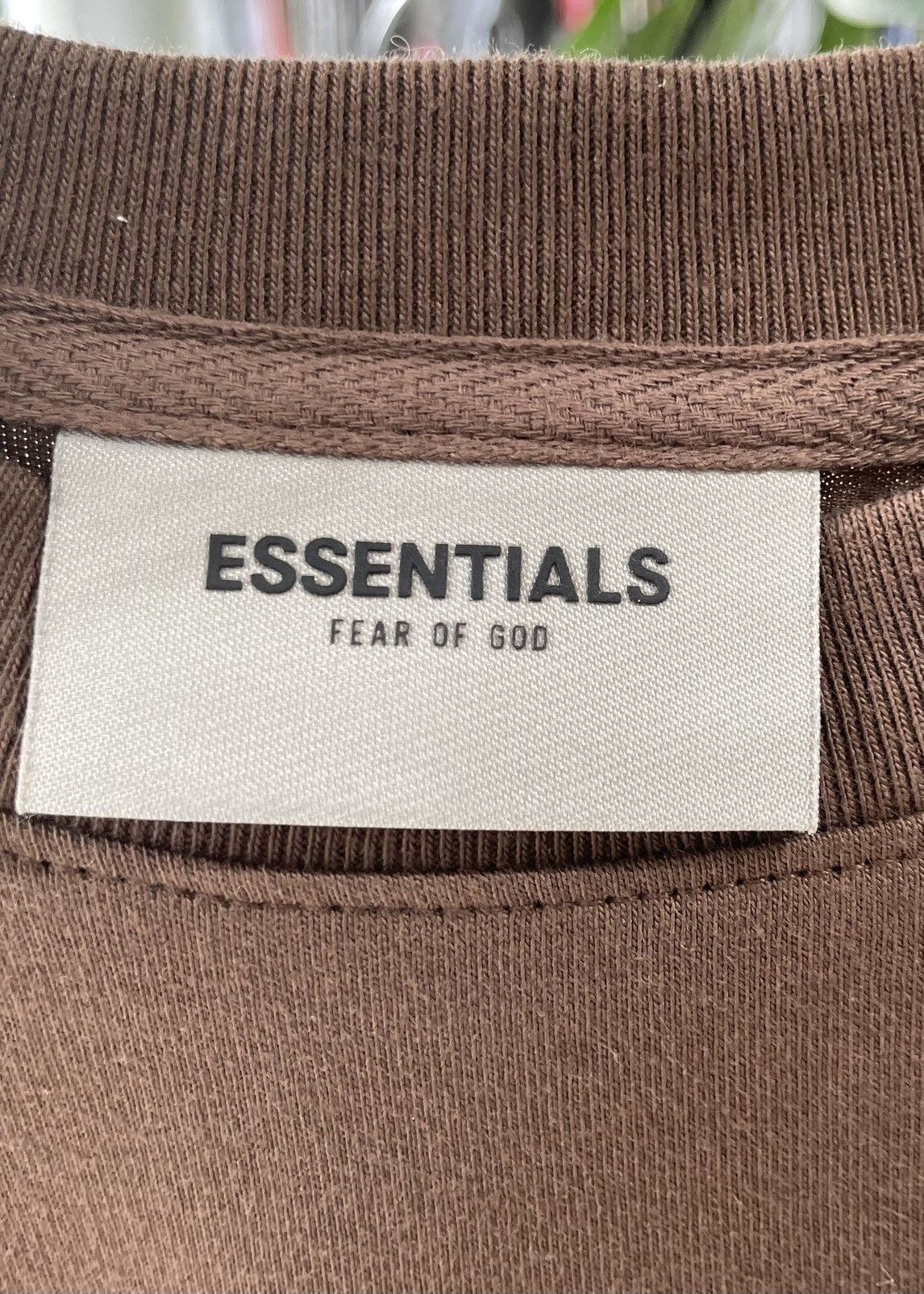 Essentials × Fear of God Fear of God Essentials x SSENSE Boxy T-Shirt Applique Logo Size US XS / EU 42 / 0 - 3 Thumbnail