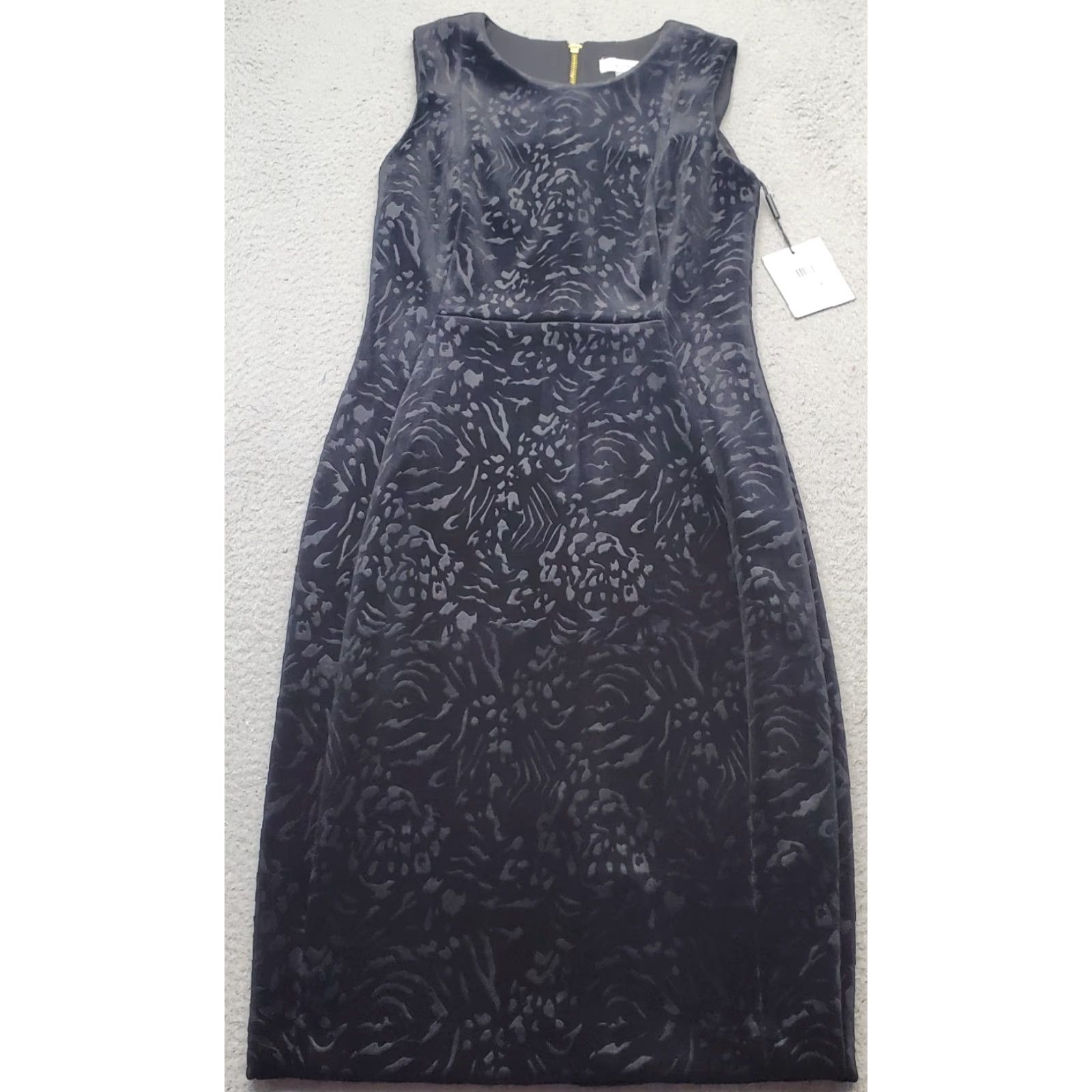 Calvin Klein Calvin Klein Knee Length Sheath Dress Womens 4 Black Velvet Stretch Jewel Neck 4 Womens Black Velvet Sheath Dress Size S / US 4 / IT 40 - 2 Thumbnail