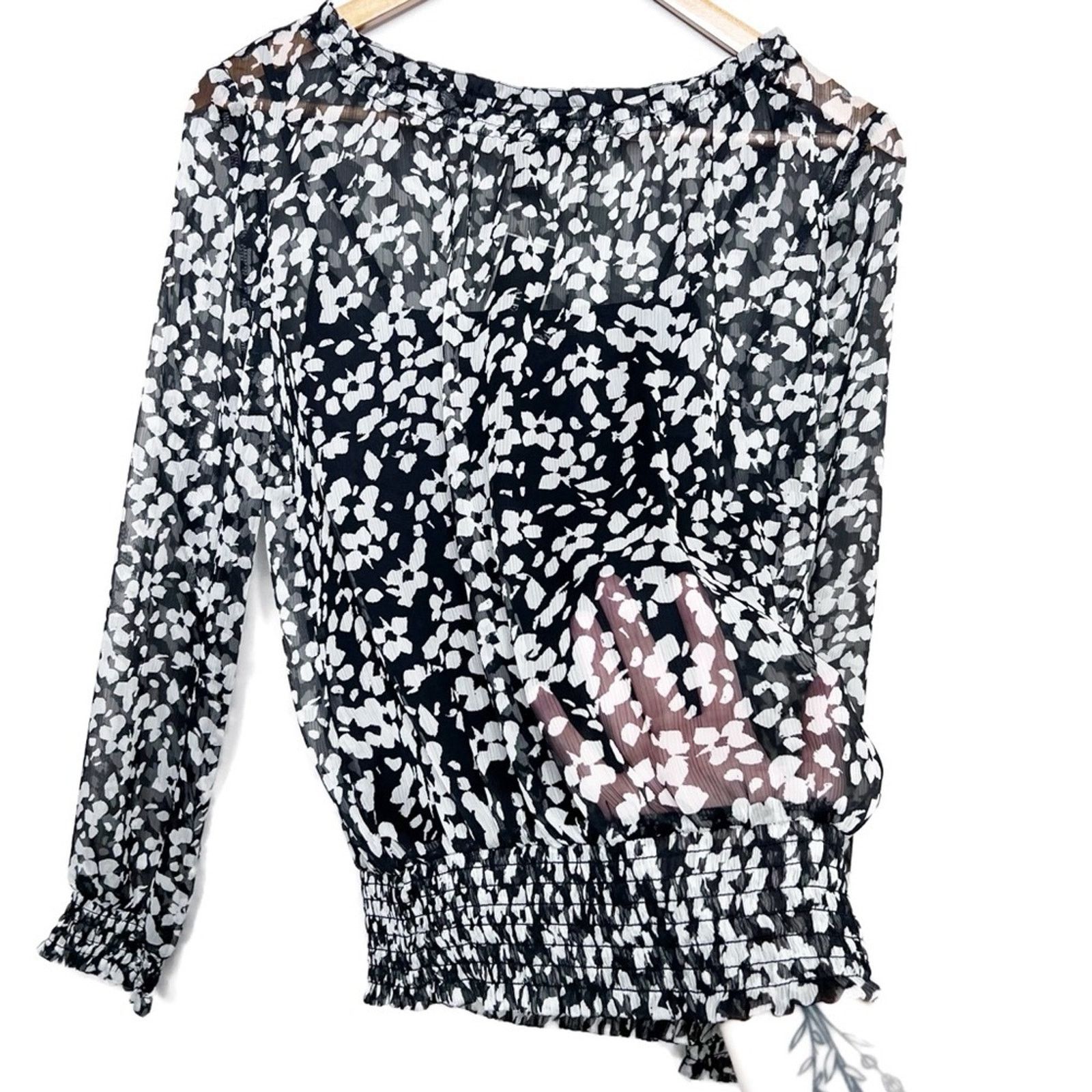 Alfani New with Tag Alfani Women's Floral Long Sleeve Ruffle Blouse Size S / US 4 / IT 40 - 3 Thumbnail