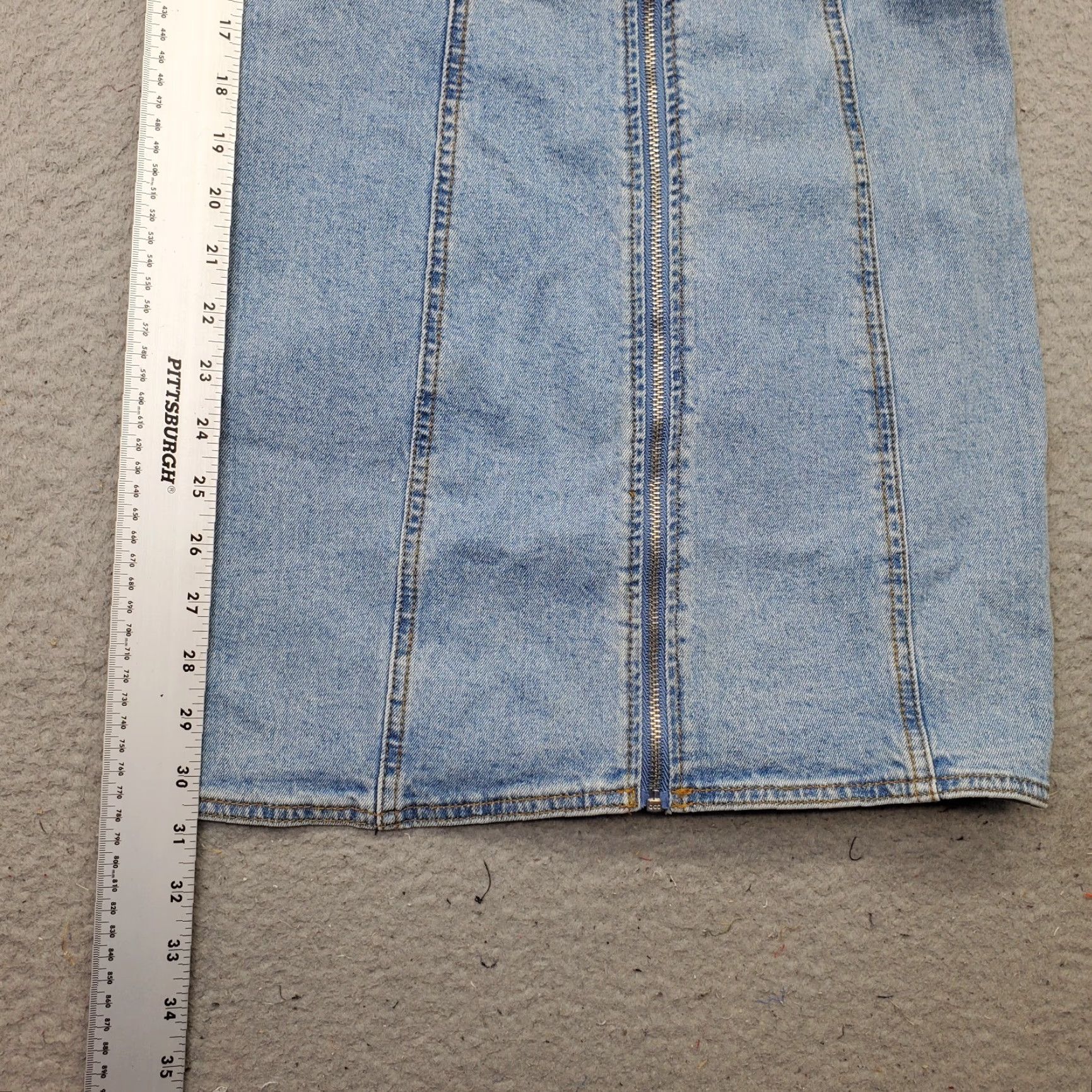 Forever 21 Forever 21 Mini Dress Women M Blue Denim Stretch Adjustable Strap Zip Front Women's Size M Mini Dress Denim Blue Sleeveless Summer Casual Size M / US 6-8 / IT 42-44 - 3 Thumbnail