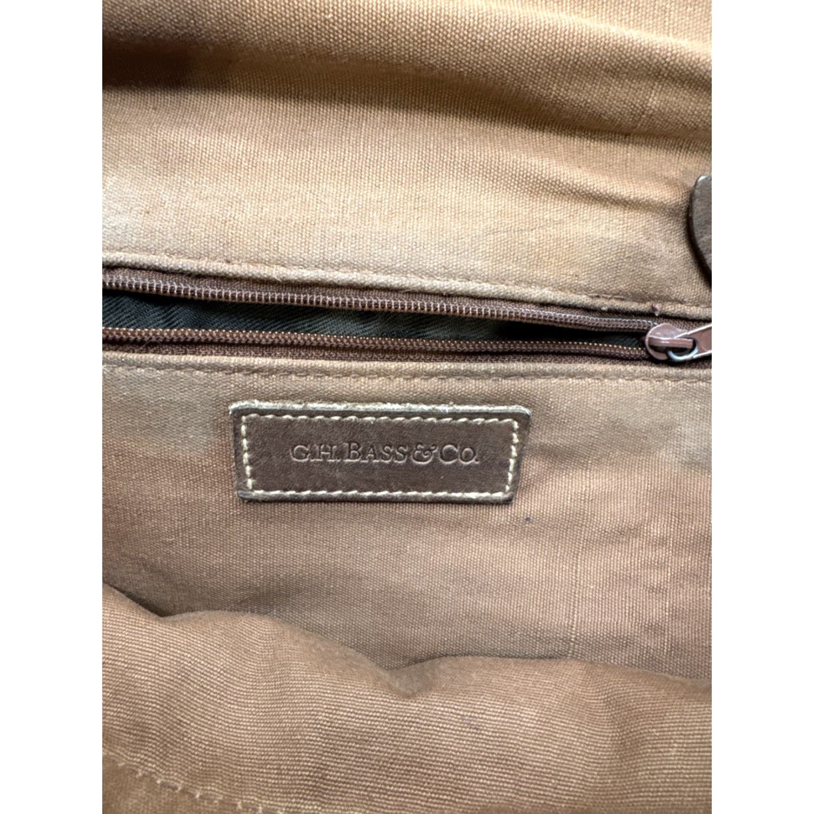 Vintage VINTAGE GH BASS & Co. Leather Purse Wallet ORGANIZER Shoulder Bag Size ONE SIZE - 7 Thumbnail