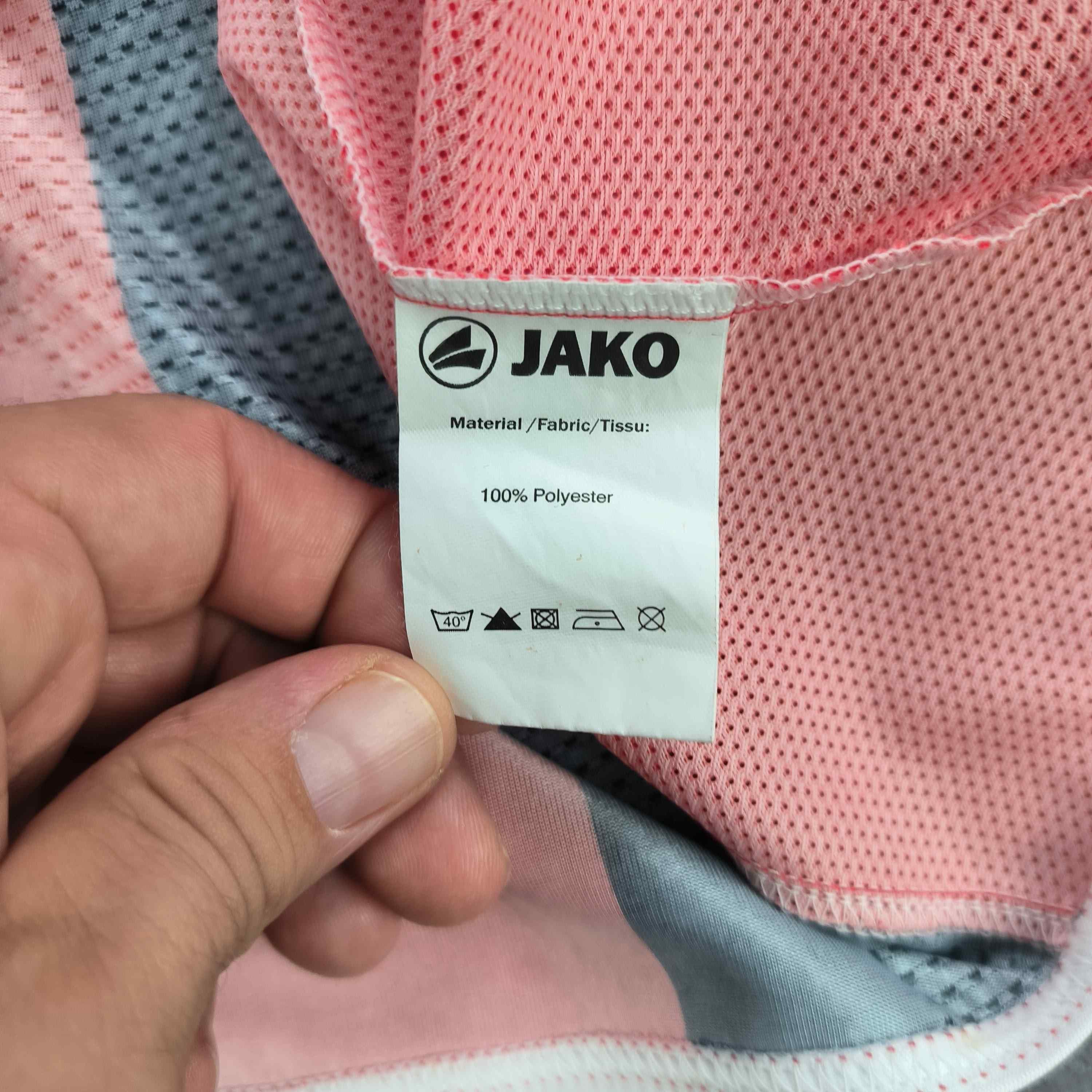 Other SIGNED Eintracht Frankfurt 10-11 Jako #10 football jersey XL Size US XL / EU 56 / 4 - 5 Thumbnail