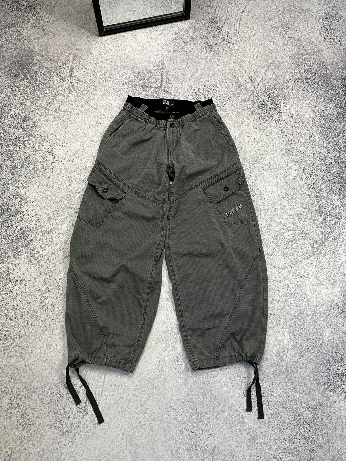 Japanese Brand Basic Pleasure Mode Japanese Cargo Baggy Pants Avant Garde Size 30" / US 8 / IT 44 - 1 Thumbnail