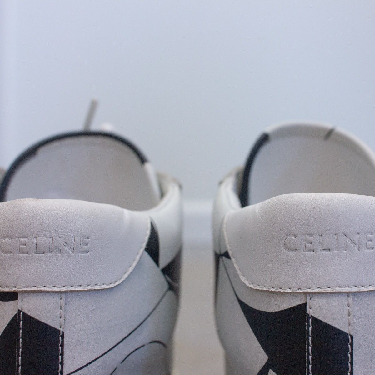Celine 960$ Celine - Abstract Print TR 01M Triomphe Hi-Top Sneakers Size US 11 / EU 44 - 14 Thumbnail