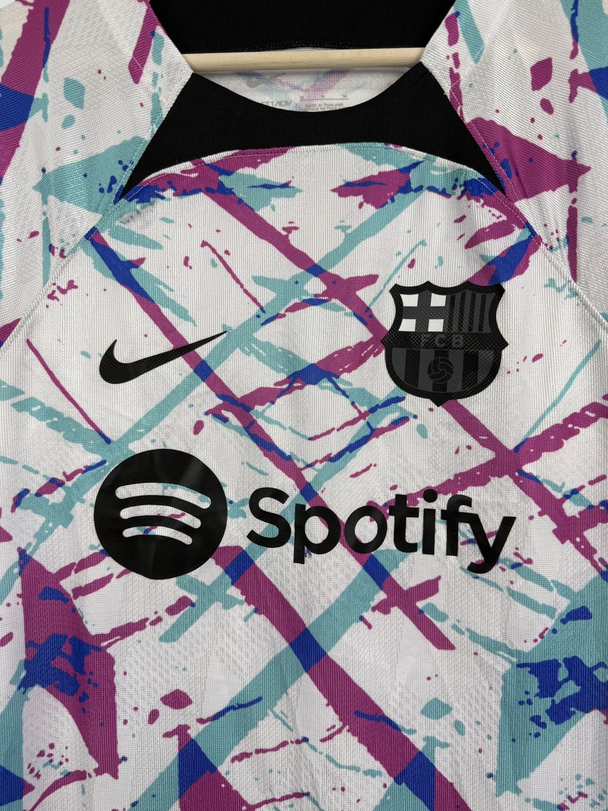 Nike 2024/25 F. C. Barcelona Nike Soccer Jersey T-Shirt Rare Y2K Size US M / EU 48-50 / 2 - 4 Thumbnail