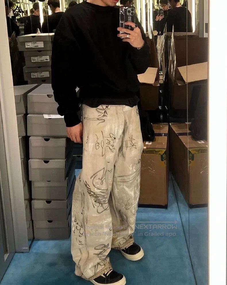 Balenciaga Balenciaga size S Graffiti Printed Mid Rise Cement Wide Le Size US 27 - 8 Thumbnail