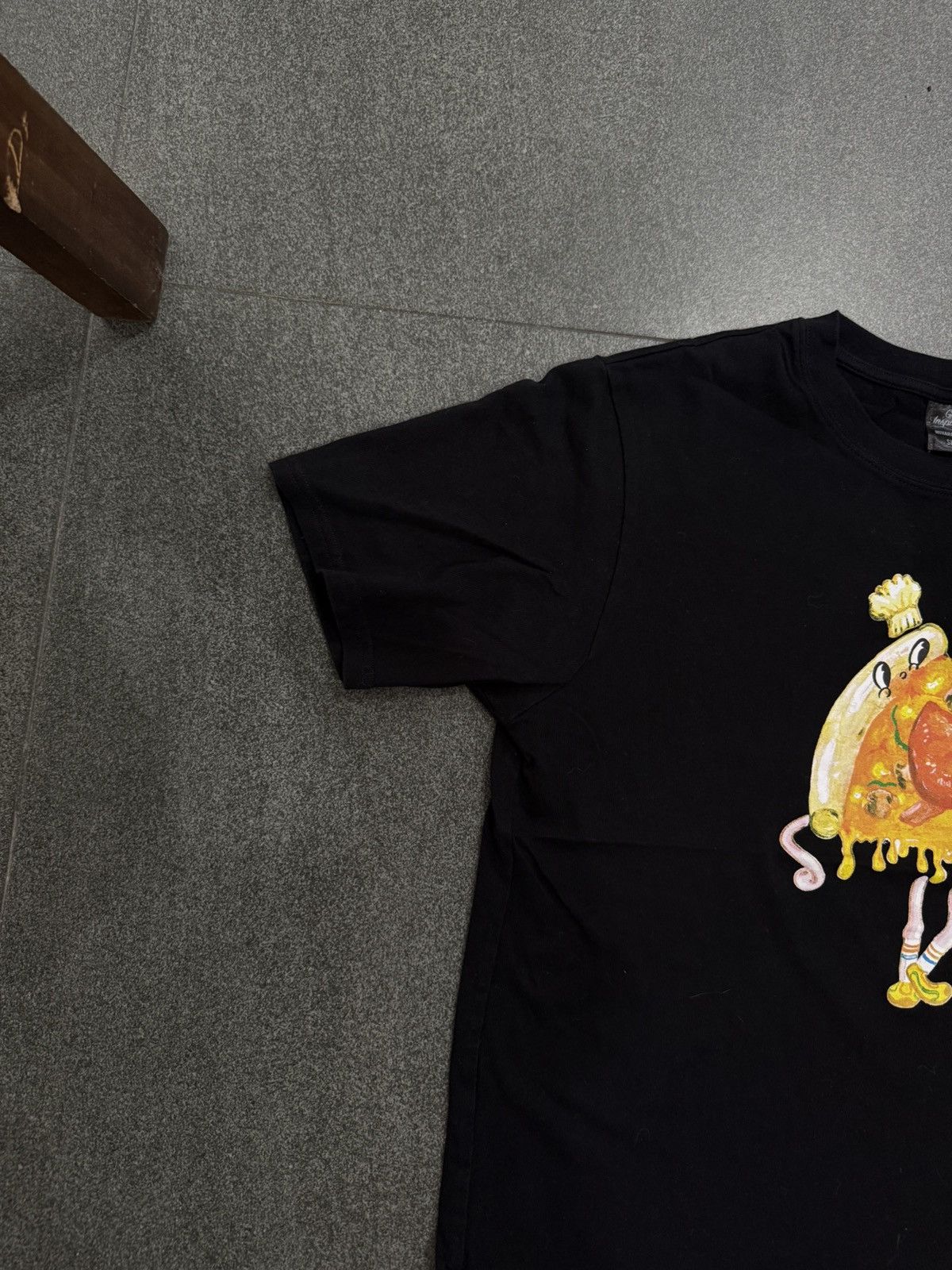 GU 90’s GOOD INSPIRATION RARE FUNNY PIZZA LA LOGO TEE TSHIRT Size US L / EU 52-54 / 3 - 4 Thumbnail