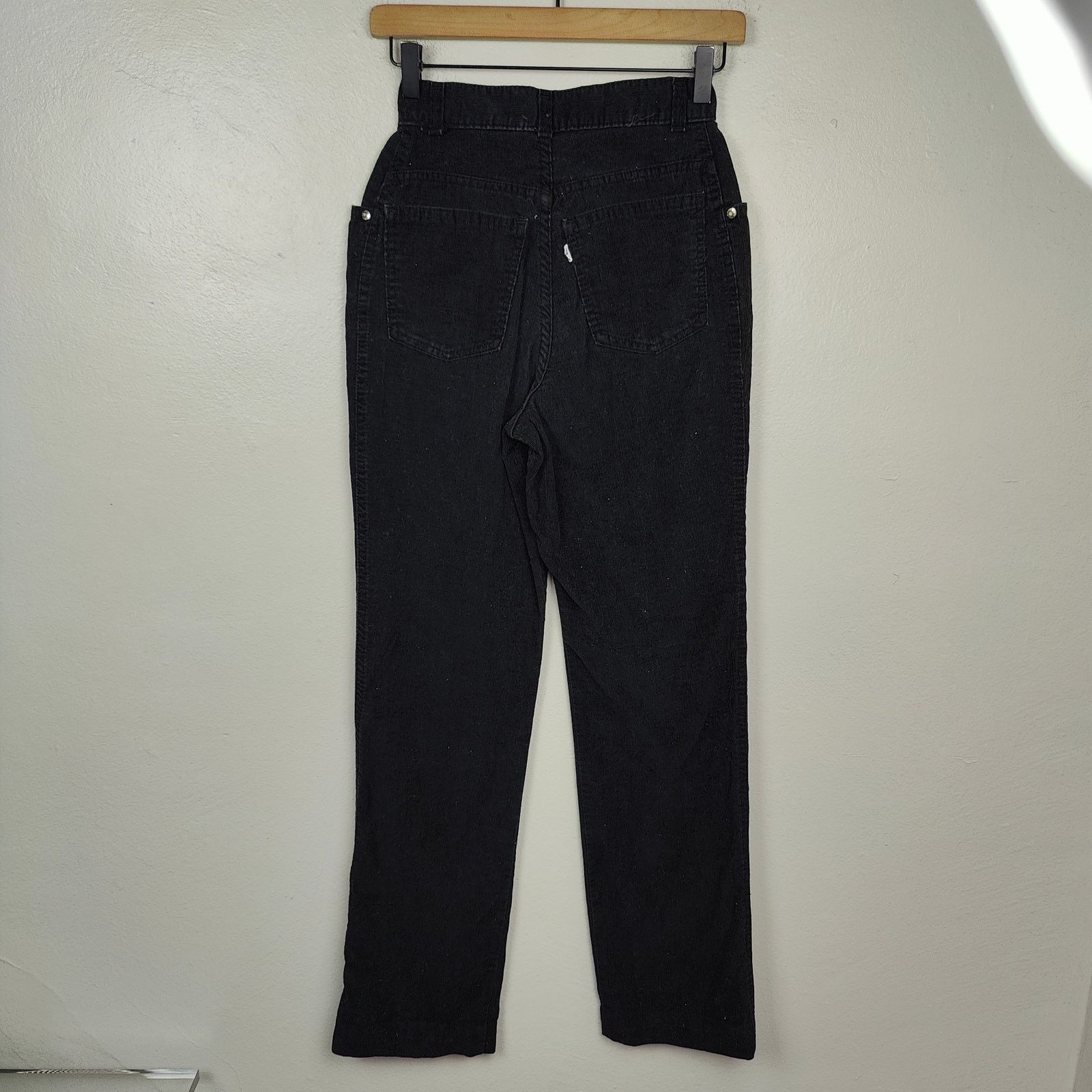 Levi's Vintage Levis Corduroy Jeans 25 Black Zip Fly High Rise Size 25" / US 0 / IT 36 - 5 Thumbnail