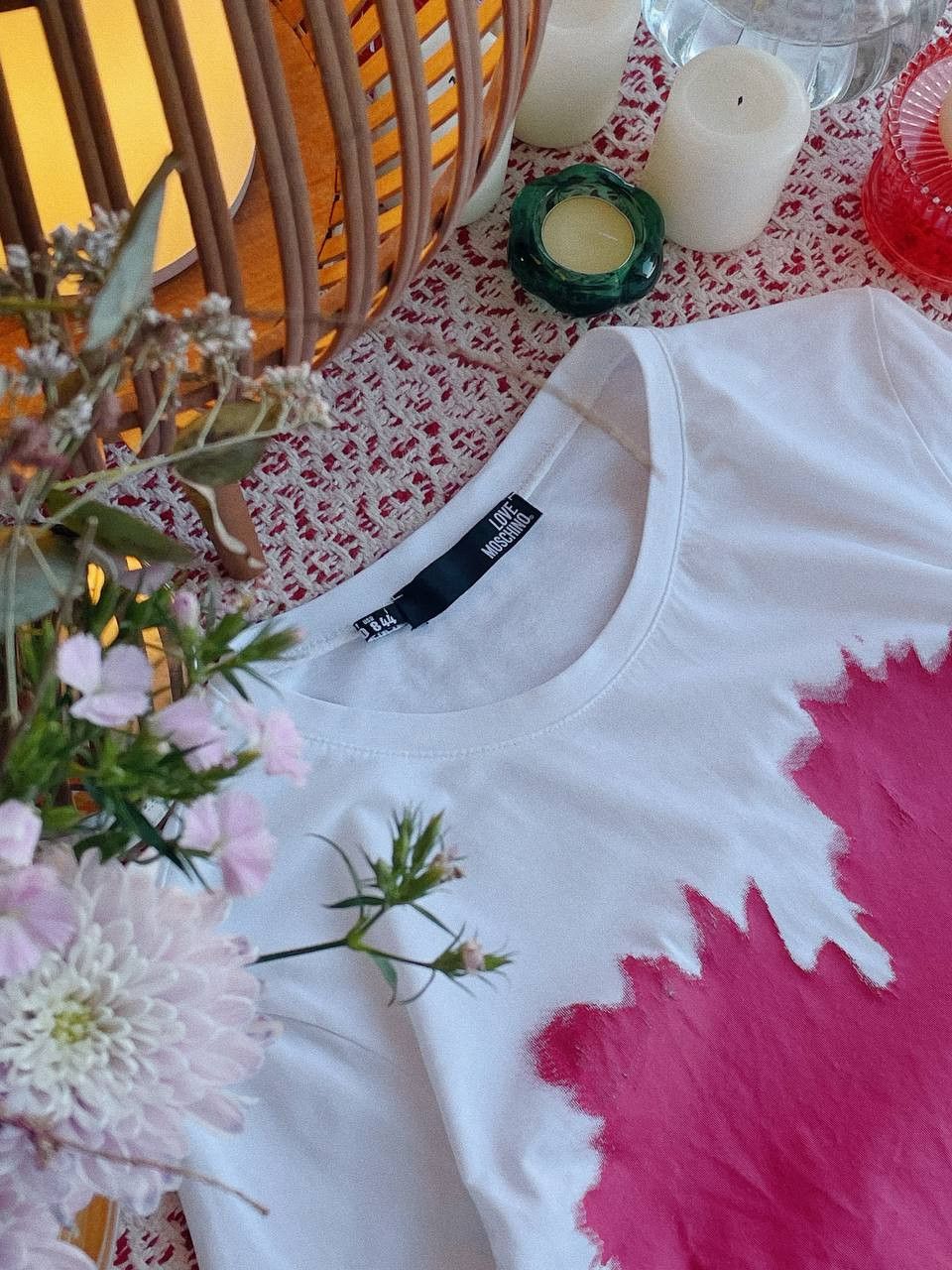Love Moschino Love Moschino T-Shirt White Heart Graphic Size S / US 4 / IT 40 - 3 Thumbnail
