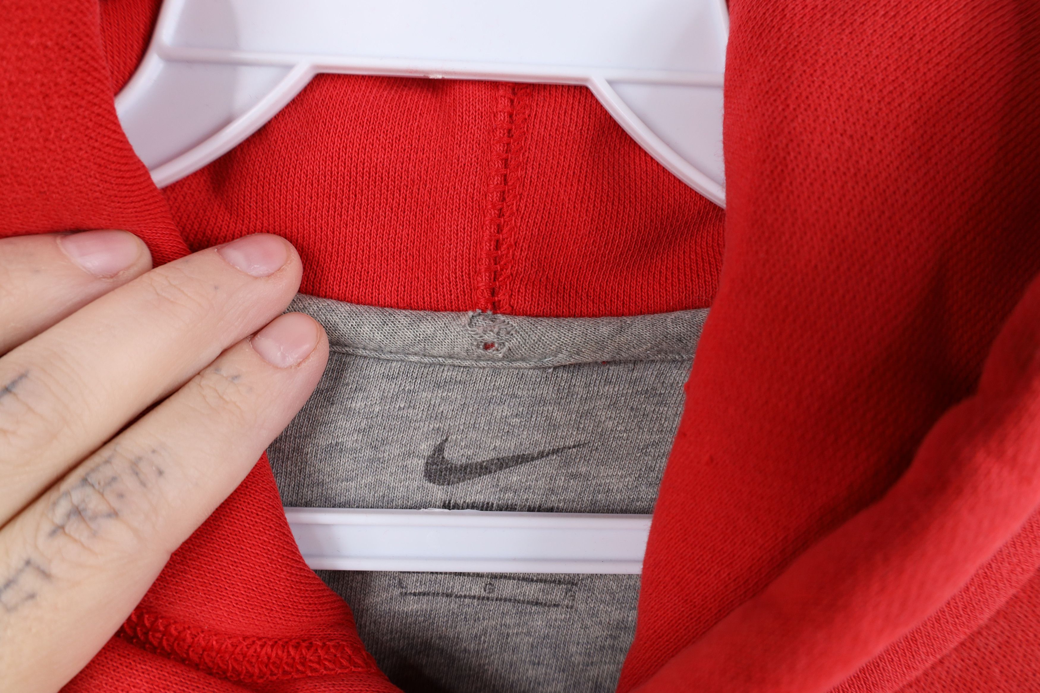 Nike Vintage Nike Center Swoosh Ohio State University Hoodie Size US L / EU 52-54 / 3 - 4 Thumbnail