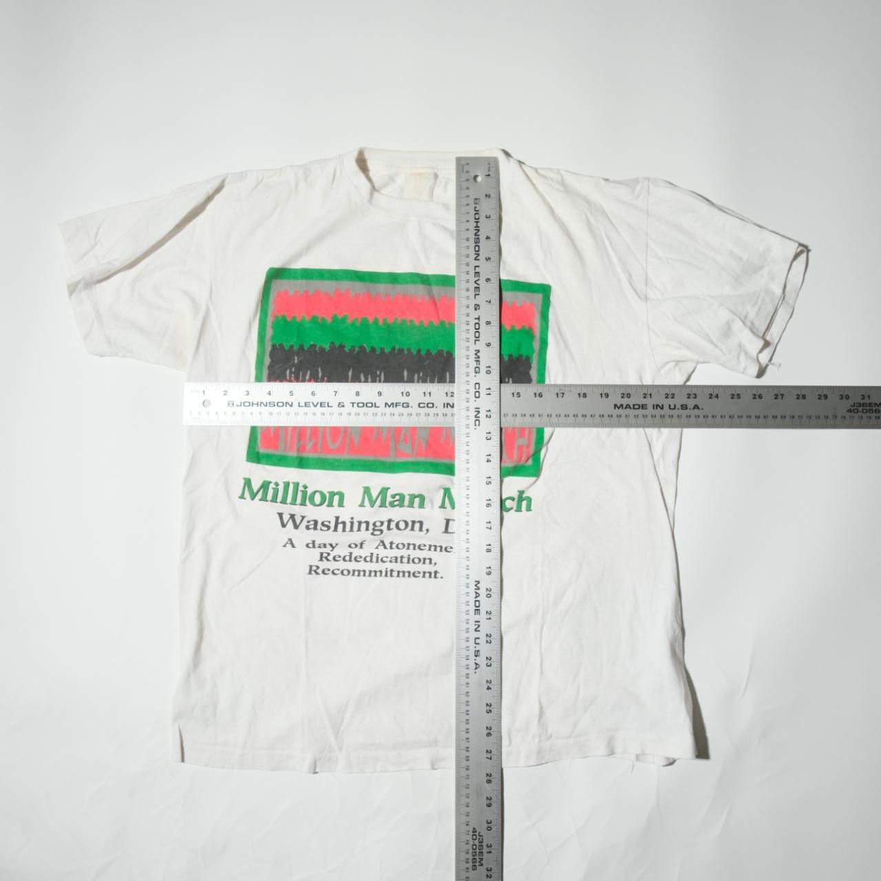 Vintage Vintage The One Million Man March T-Shirt Size US XL / EU 56 / 4 - 2 Thumbnail