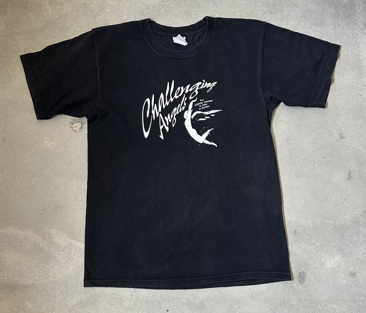 Vintage VINTAGE CHALLENGING ANGELS TEE Size US M / EU 48-50 / 2 - 1 Thumbnail