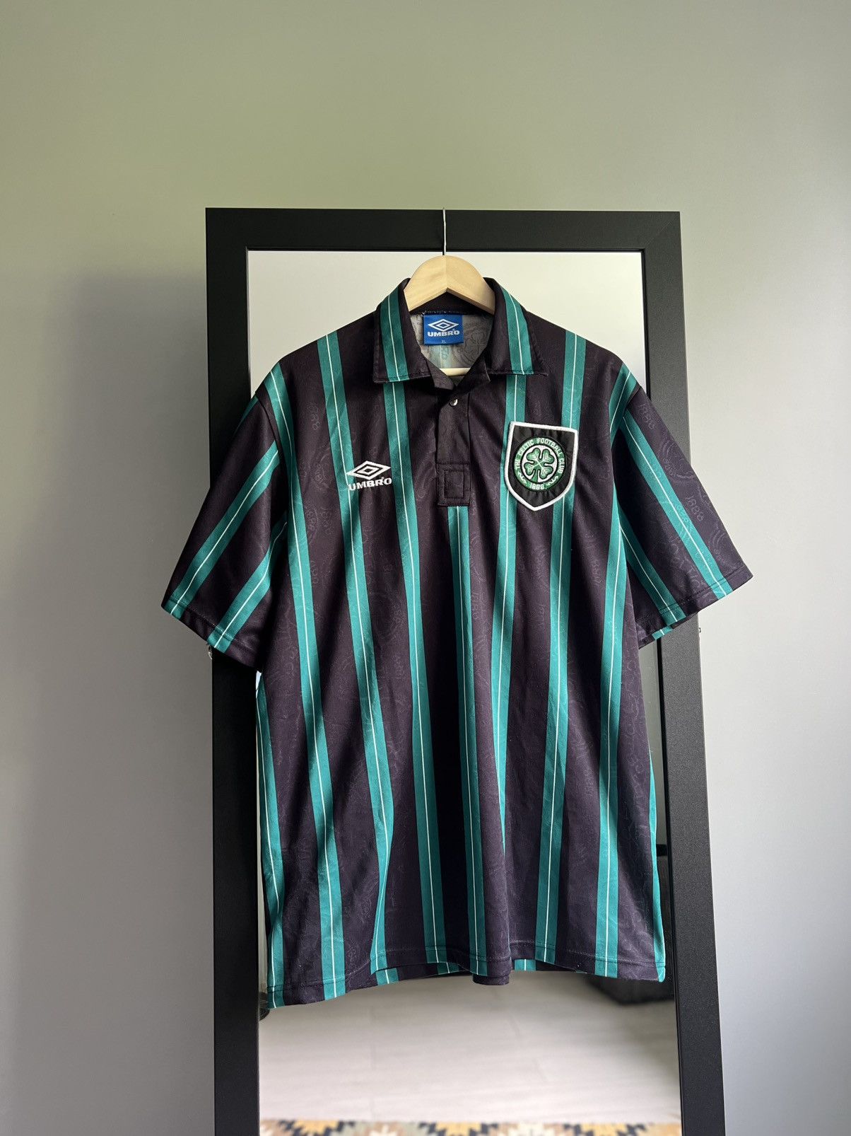 Umbro Vintage Umbro Celtic Glasgow 1992-1993 Blokecore Jersey Size US XL / EU 56 / 4 - 2 Thumbnail