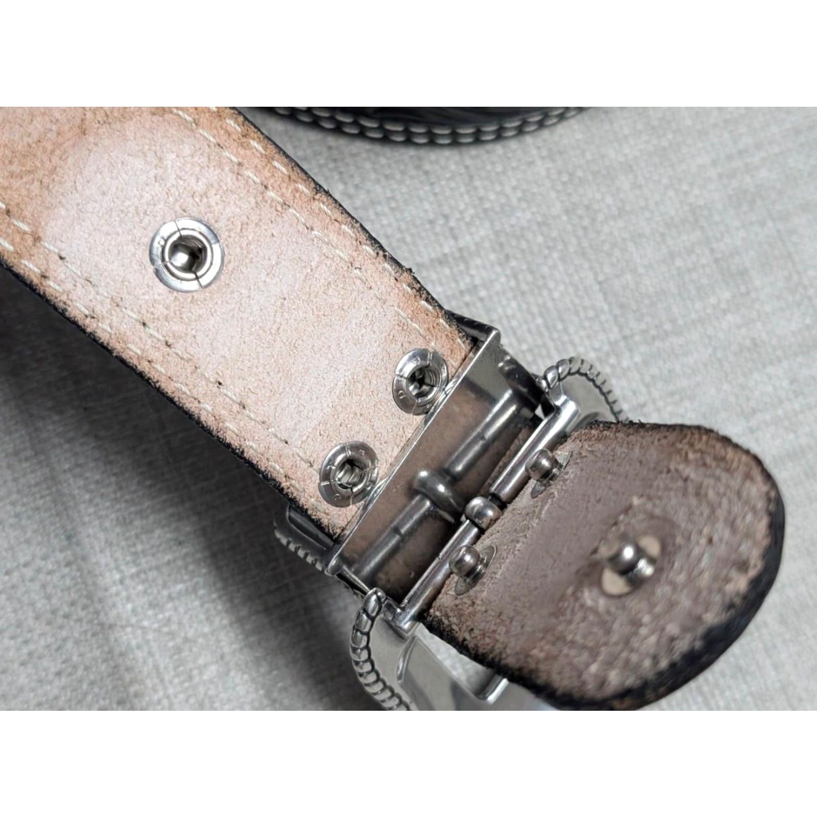 Vintage VINTAGE Nocona belt Western Leather 1-1/2" Buckle Concho Tooled 46 Men USA Brown Leather Western Belt Mens 46 TX Lone Star Concho Tooled 90s Size 46 - 4 Thumbnail