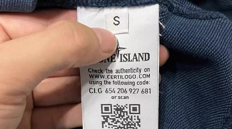 Stone Island Stone Island Hooded Sweatshirt Size S -2506 Size US S / EU 44-46 / 1 - 2 Thumbnail