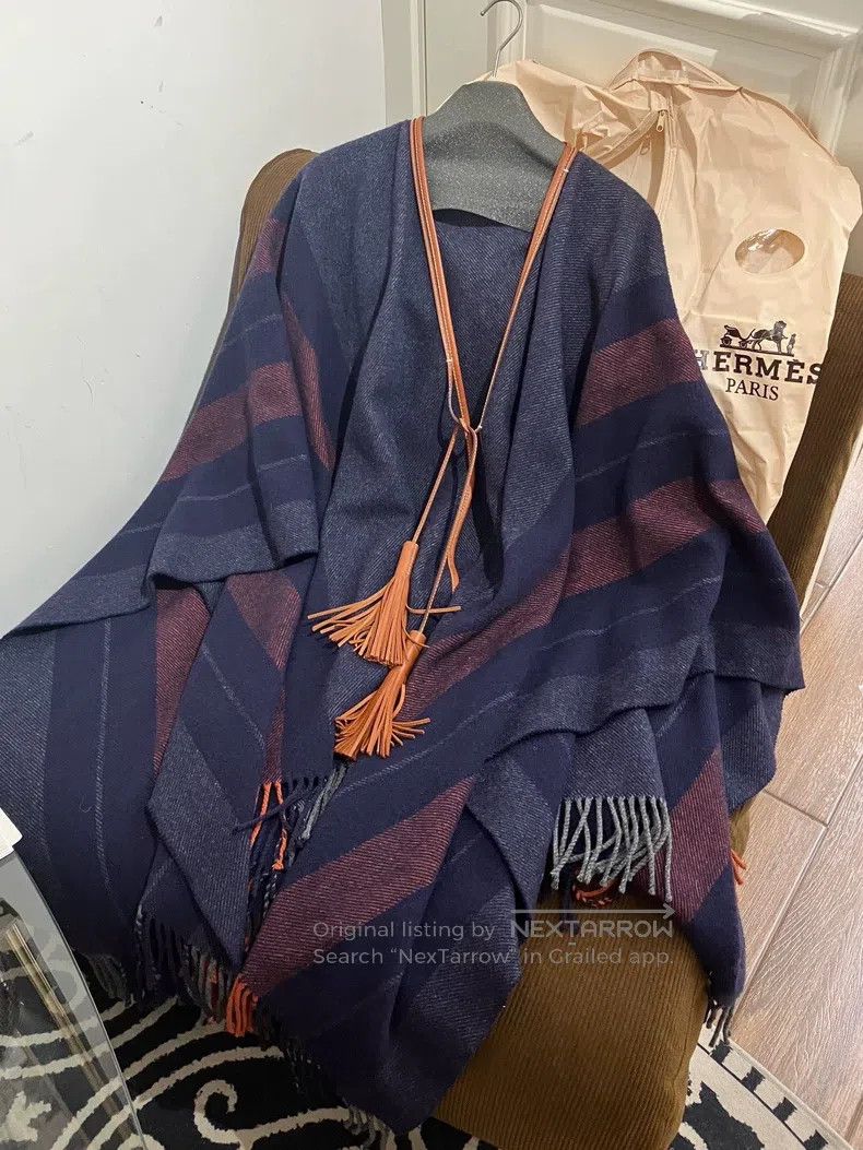 Hermes Hermes size 135×165 cm Dark Blue Wool Cloak Shawl Size M / US 6-8 / IT 42-44 - 5 Thumbnail