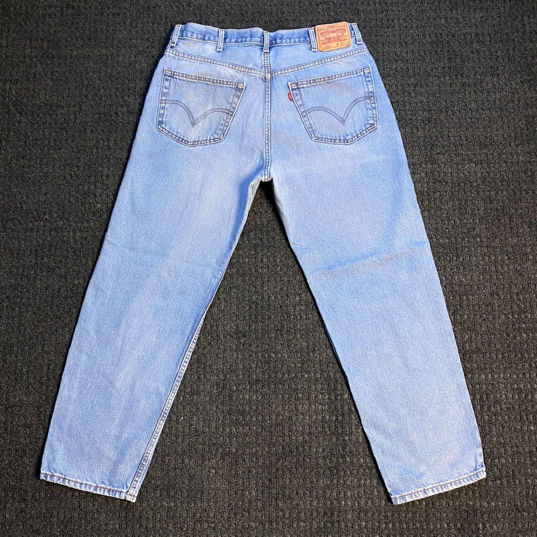 Levi's VINTAGE Levi’s 550 Relaxed Jeans 34 x 30 Light Distressed Skater Grunge 90s Mens Denim Blue Jeans Size US 34 / EU 50 - 2 Thumbnail