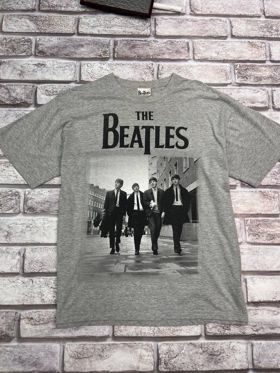 Band Tees × Gildan × Vintage Vintage Gildan The Beatles 2012 T-shirt Size US XL / EU 56 / 4 - 2 Thumbnail