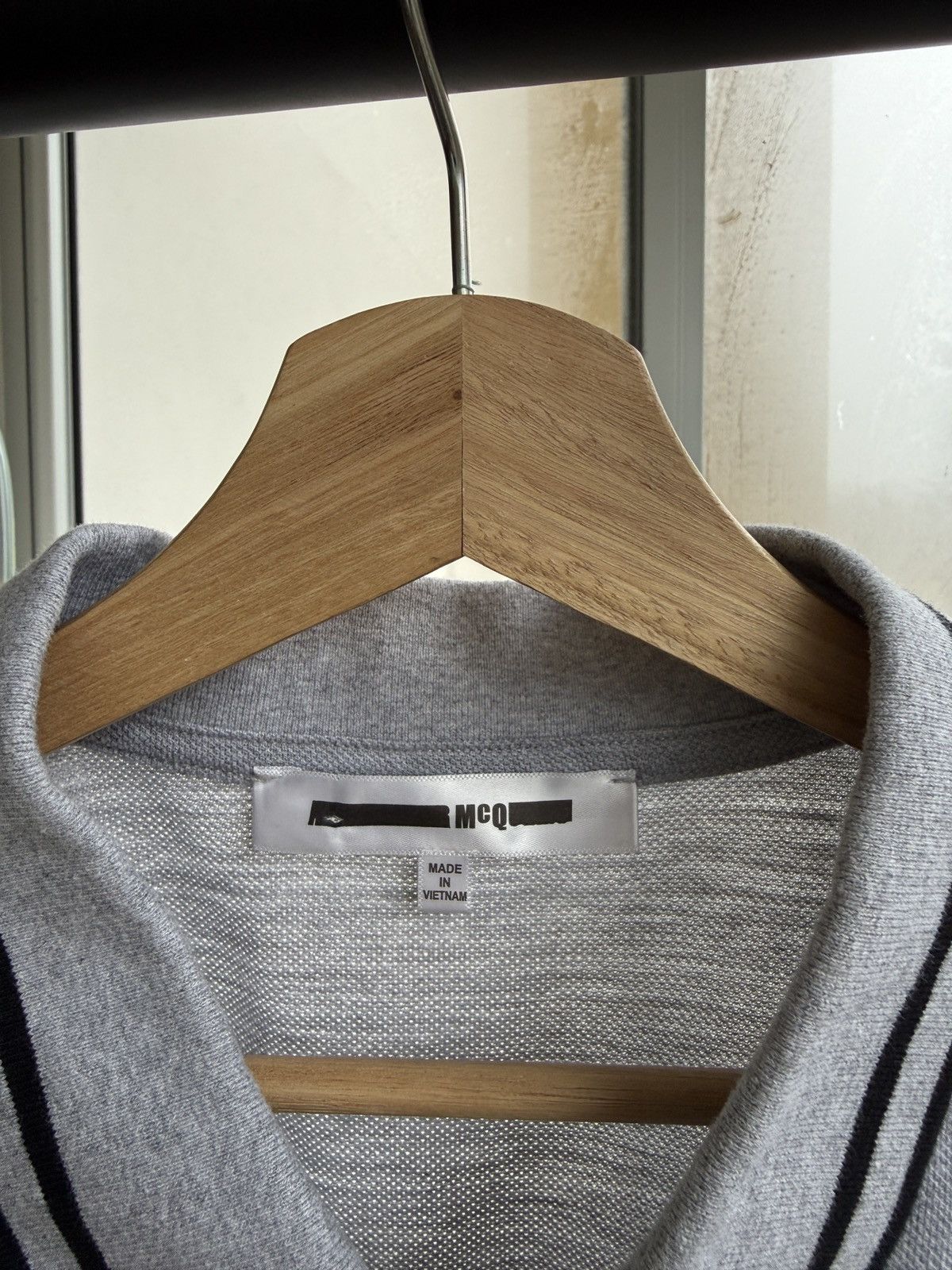 Alexander McQueen Alexandr McQueen Logo Embroidered Polo Shirt Size US L / EU 52-54 / 3 - 4 Thumbnail