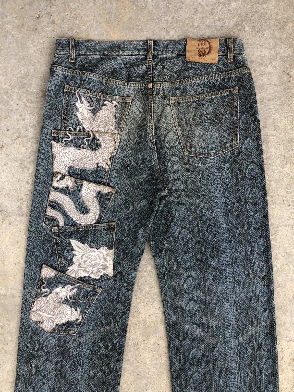 Karakuri Tamashii Karakuri Tamashii Embroidered Jeans Baggy Snake Skin Size US 37 - 8 Thumbnail