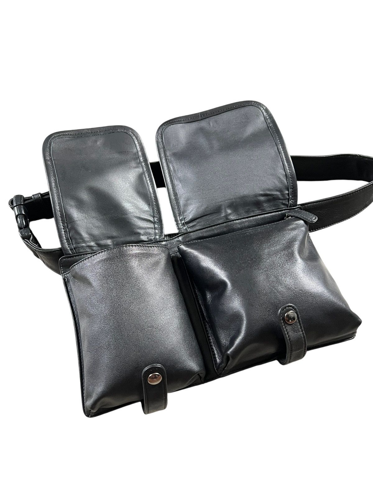 Designer × Japanese Brand Japanese Brand Genuine Leather Utility Crossbody Bag Size ONE SIZE - 11 Thumbnail