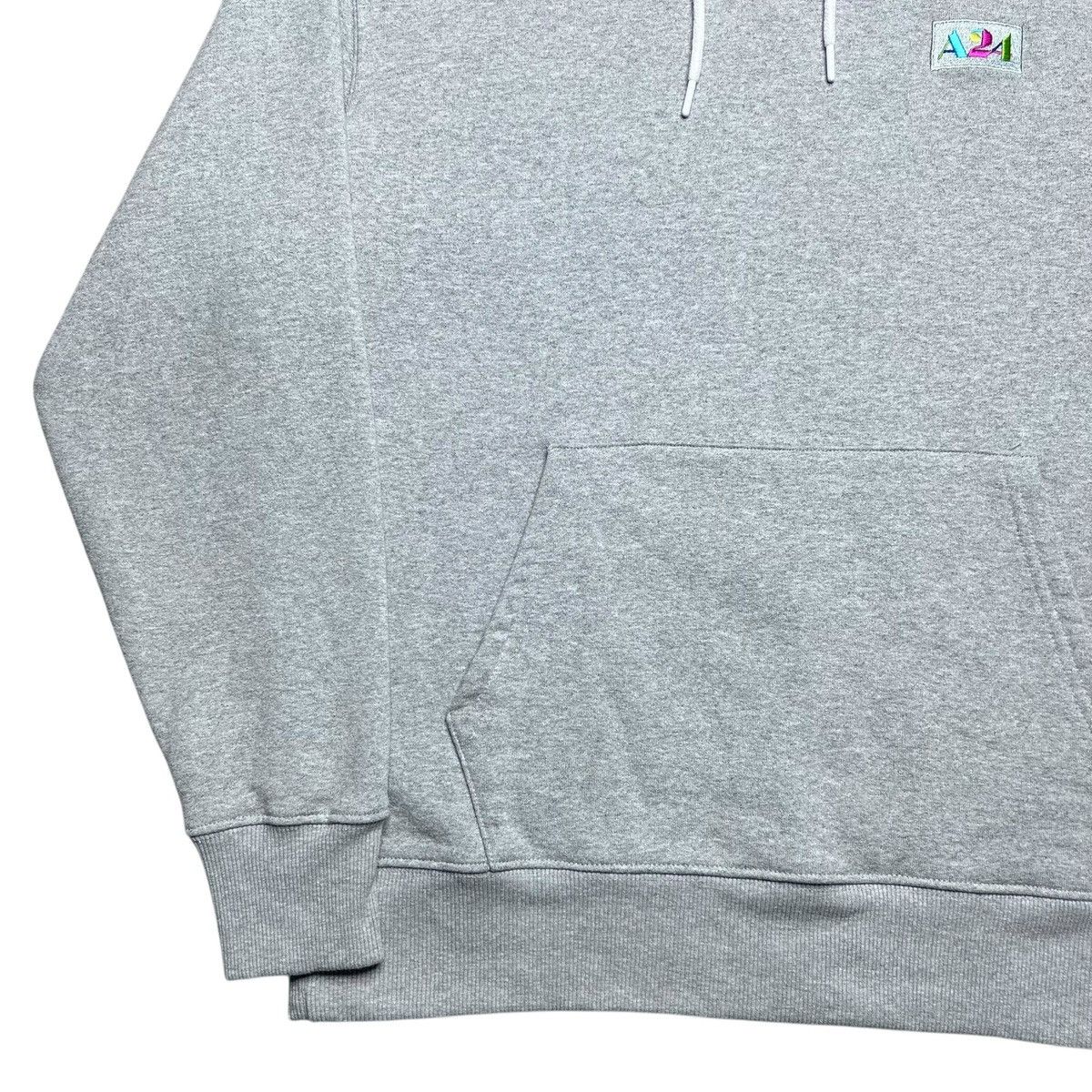 A24 A24 Movies Grey Embroidered Patch Pullover Hoodie Sz L Size US L / EU 52-54 / 3 - 18 Thumbnail