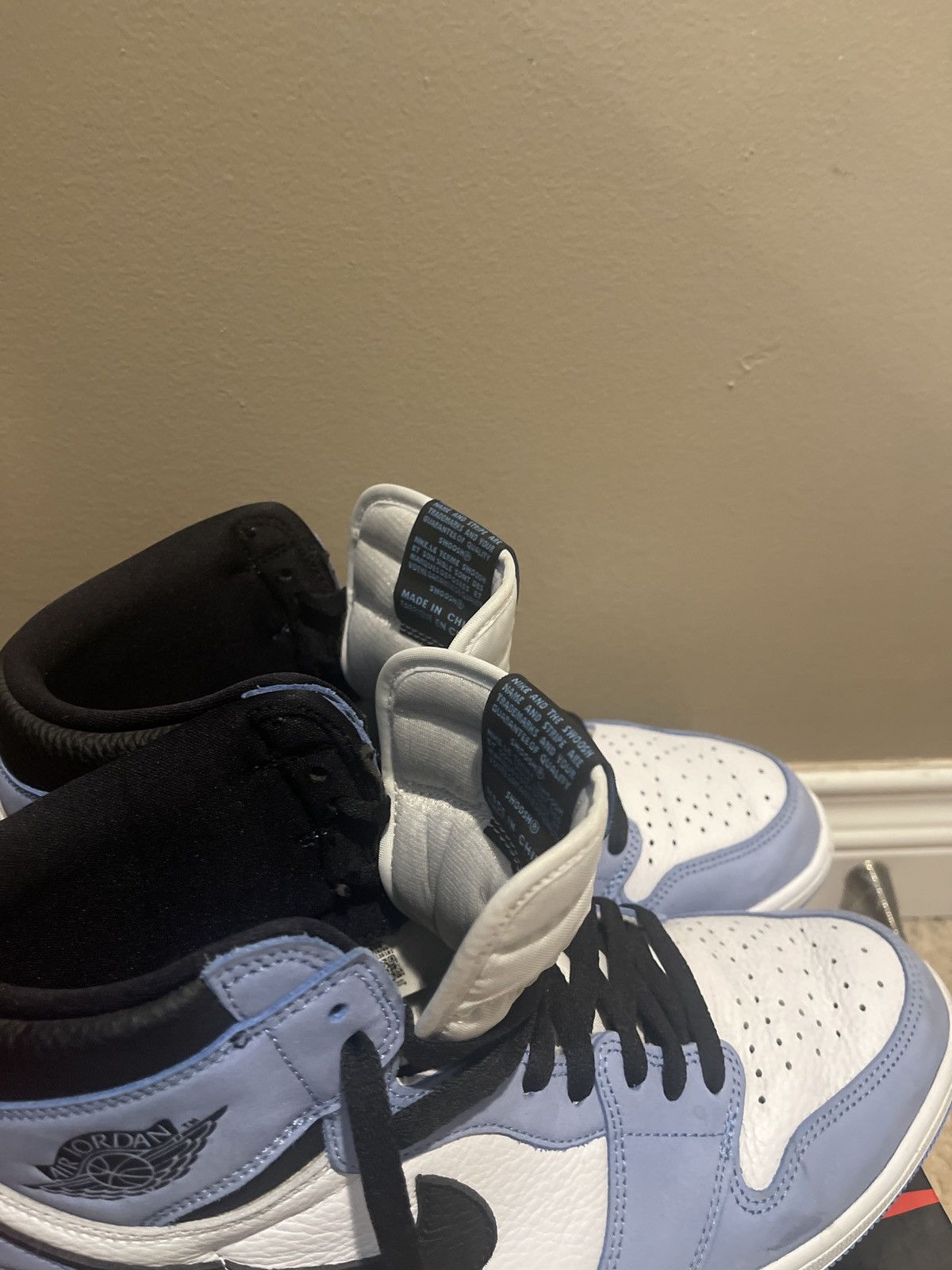 Jordan Brand × Nike Jordan 1 University Blue Size US 13 / EU 46 - 7 Thumbnail