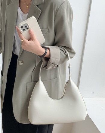 Japanese Brand Huskycat Korean niche shaped bag Size ONE SIZE - 2 Thumbnail