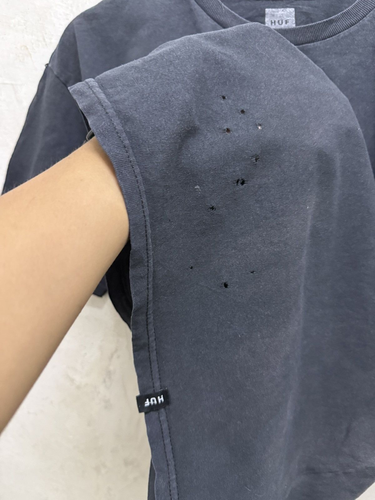 Huf 2000s Distressed Huf Skate Tees Size US L / EU 52-54 / 3 - 6 Thumbnail