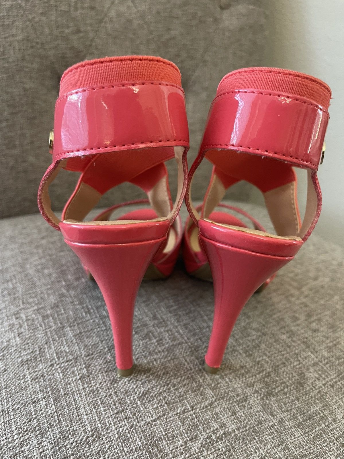 Designer Liz Claiborne size 7 heels. Gently used. Size US 7 / IT 37 - 4 Thumbnail