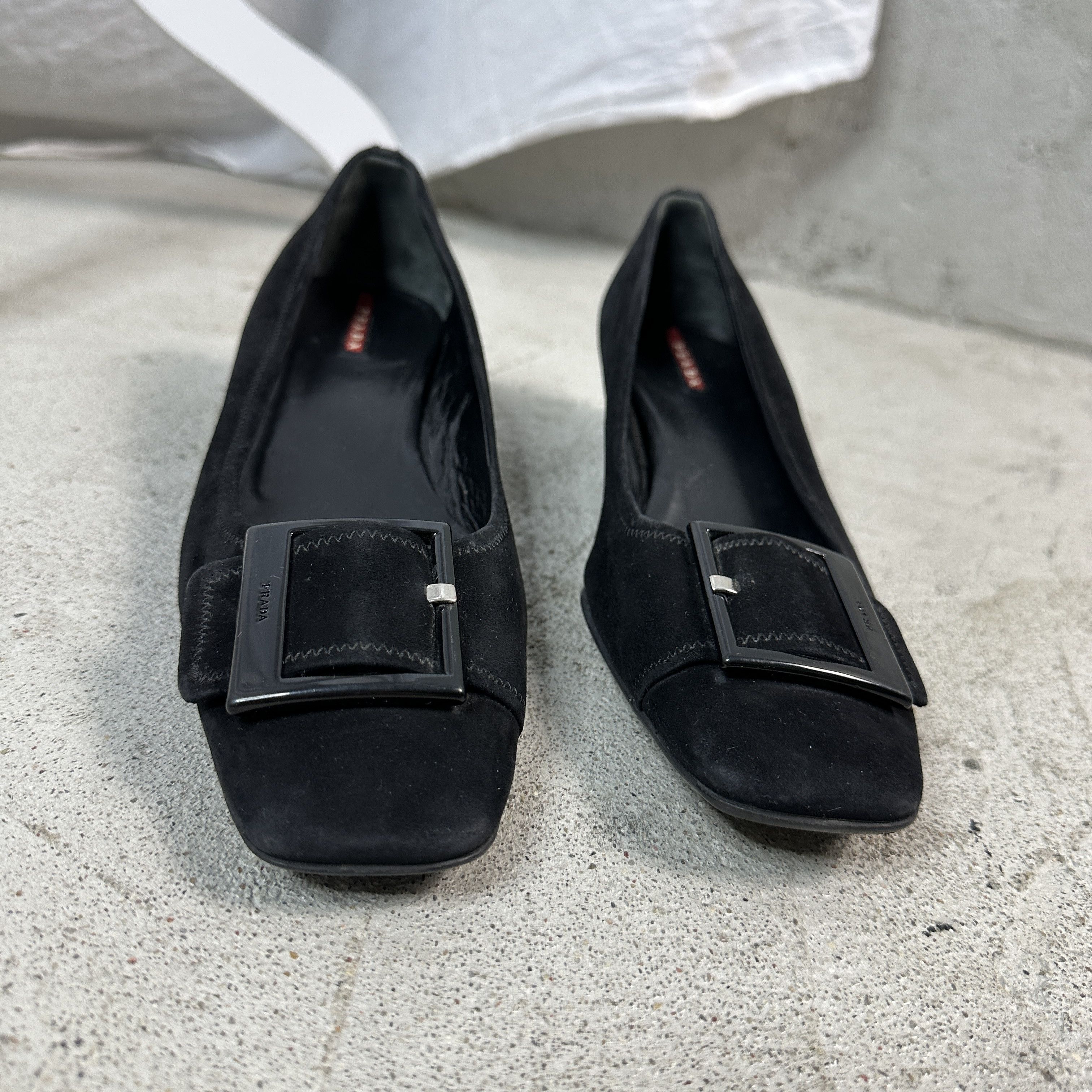 Prada × Vintage Vintage Leather Casual Prada Buckled Kitten Heels Size US 7.5 / IT 37.5 - 4 Thumbnail
