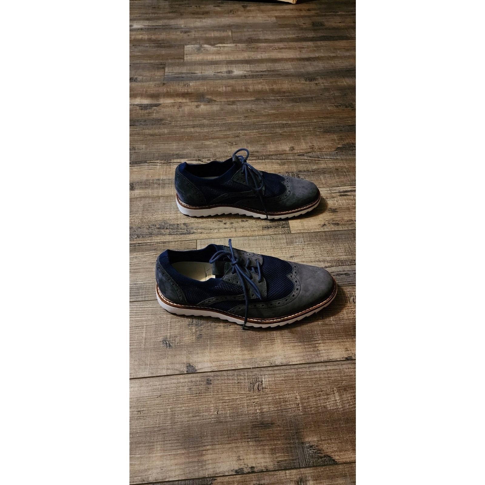 Johnston & Murphy J. Murphy Mens Blue Suede Shoes. Size 9.5. Sh1 Size US 9.5 / EU 42-43 - 8 Thumbnail