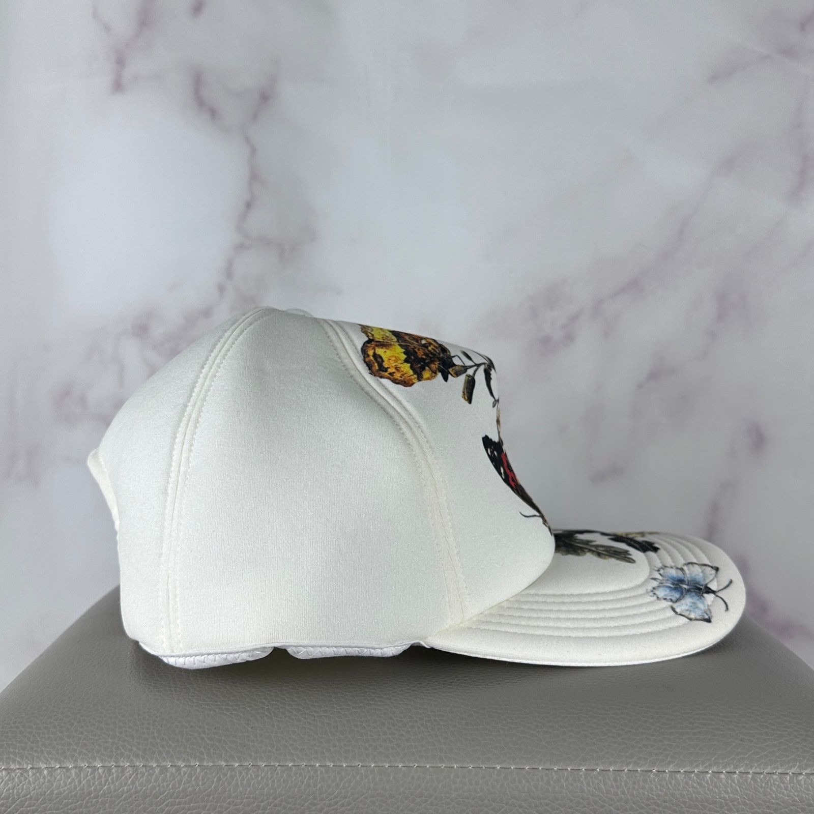 Undercover White Butterfly Print Hat Size ONE SIZE - 7 Thumbnail