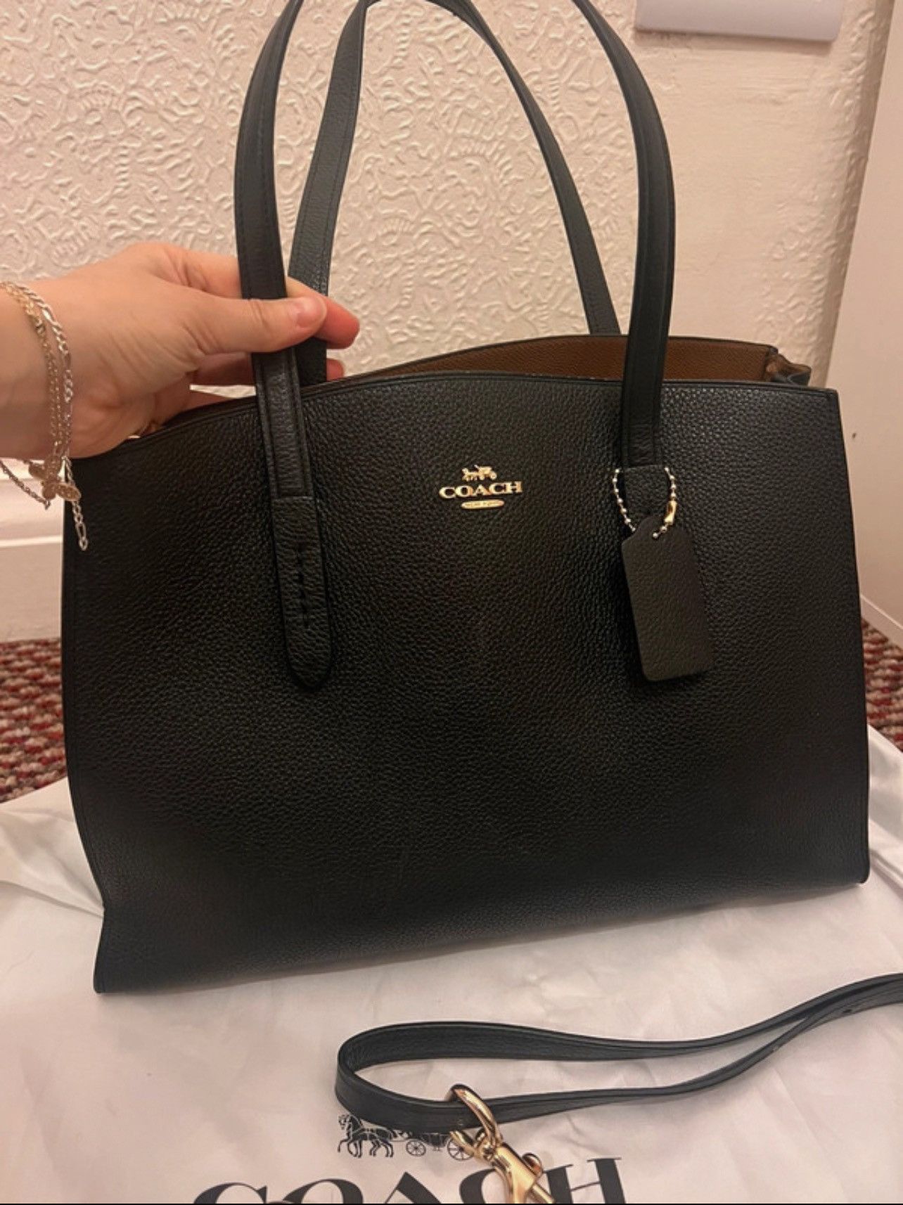 Coach Coach Black Leather Tote Bag – Elegant & Versatile Size ONE SIZE - 1 Thumbnail