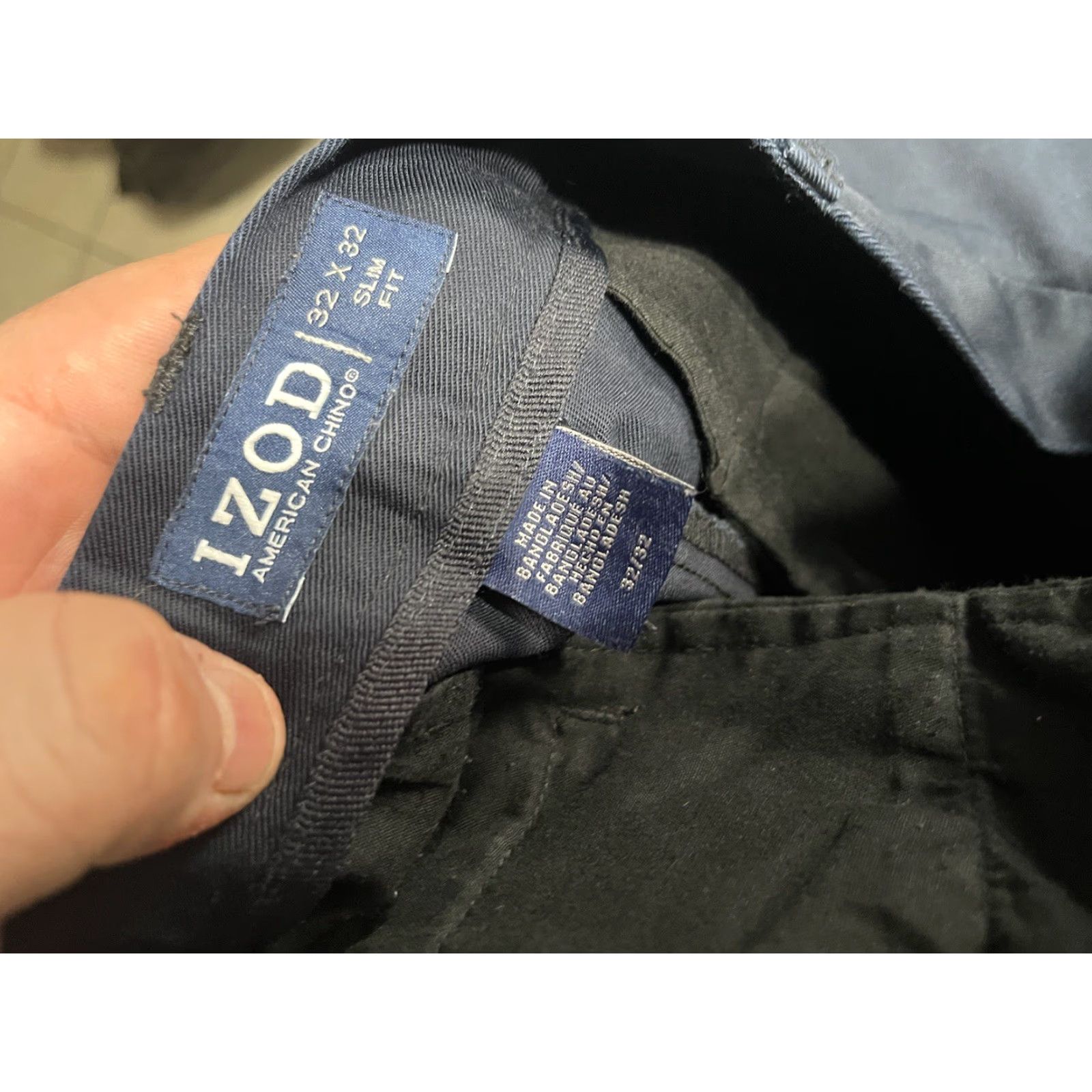 Izod VINTAGE IZOD American Chino SLIM FIT MEN'S Sz 32X32 Navy Blue KHAKIS/CHINOS CASUAL PANTS Size US 32 / EU 48 - 5 Thumbnail