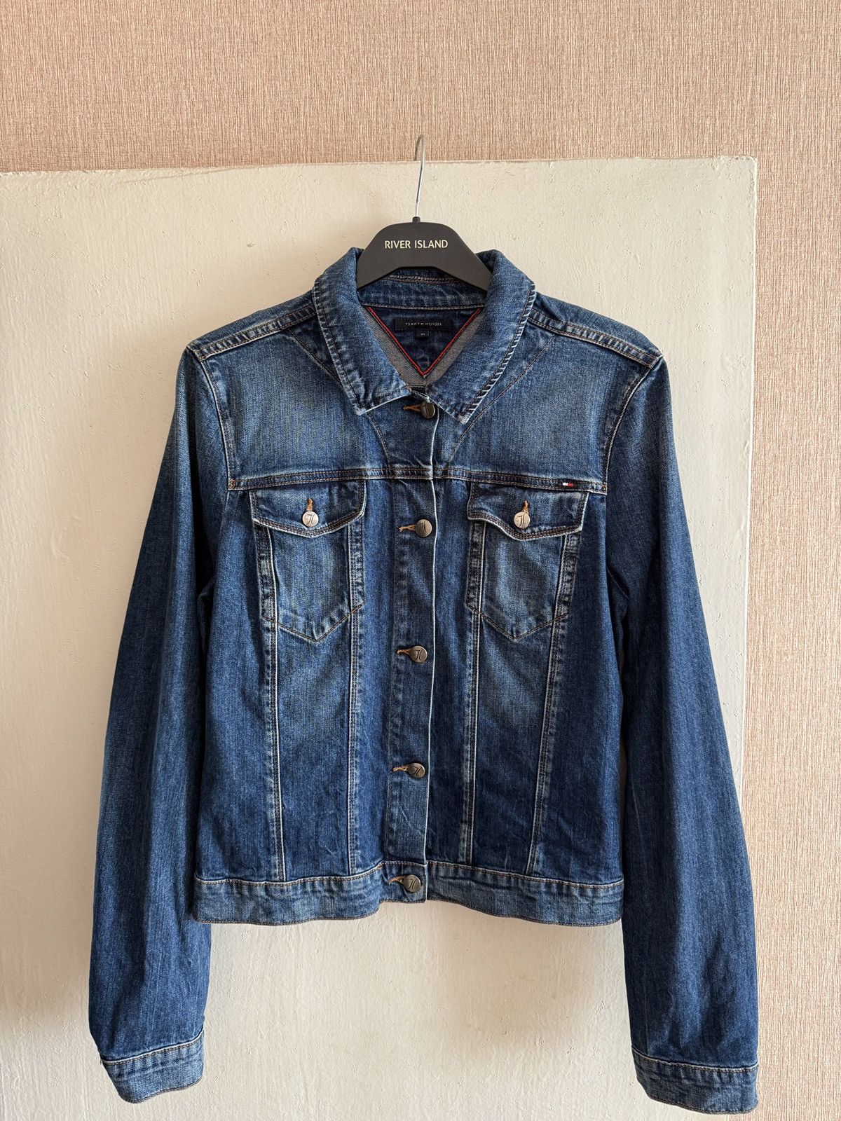 Tommy Hilfiger Vintage Tommy Hilfiger Denim Jacket Women Classic Trucker Size M / US 6-8 / IT 42-44 - 4 Thumbnail