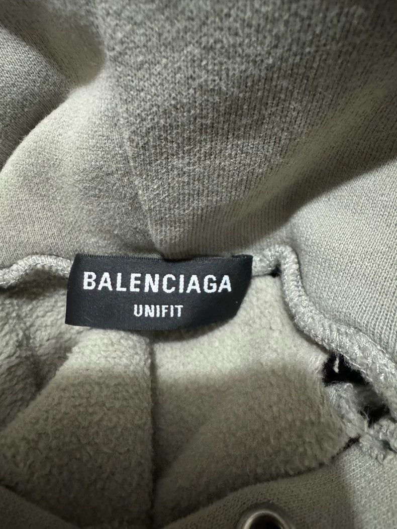 Balenciaga Balenciaga Blurring logo letters to wash and destroy hooded Size US M / EU 48-50 / 2 - 4 Thumbnail