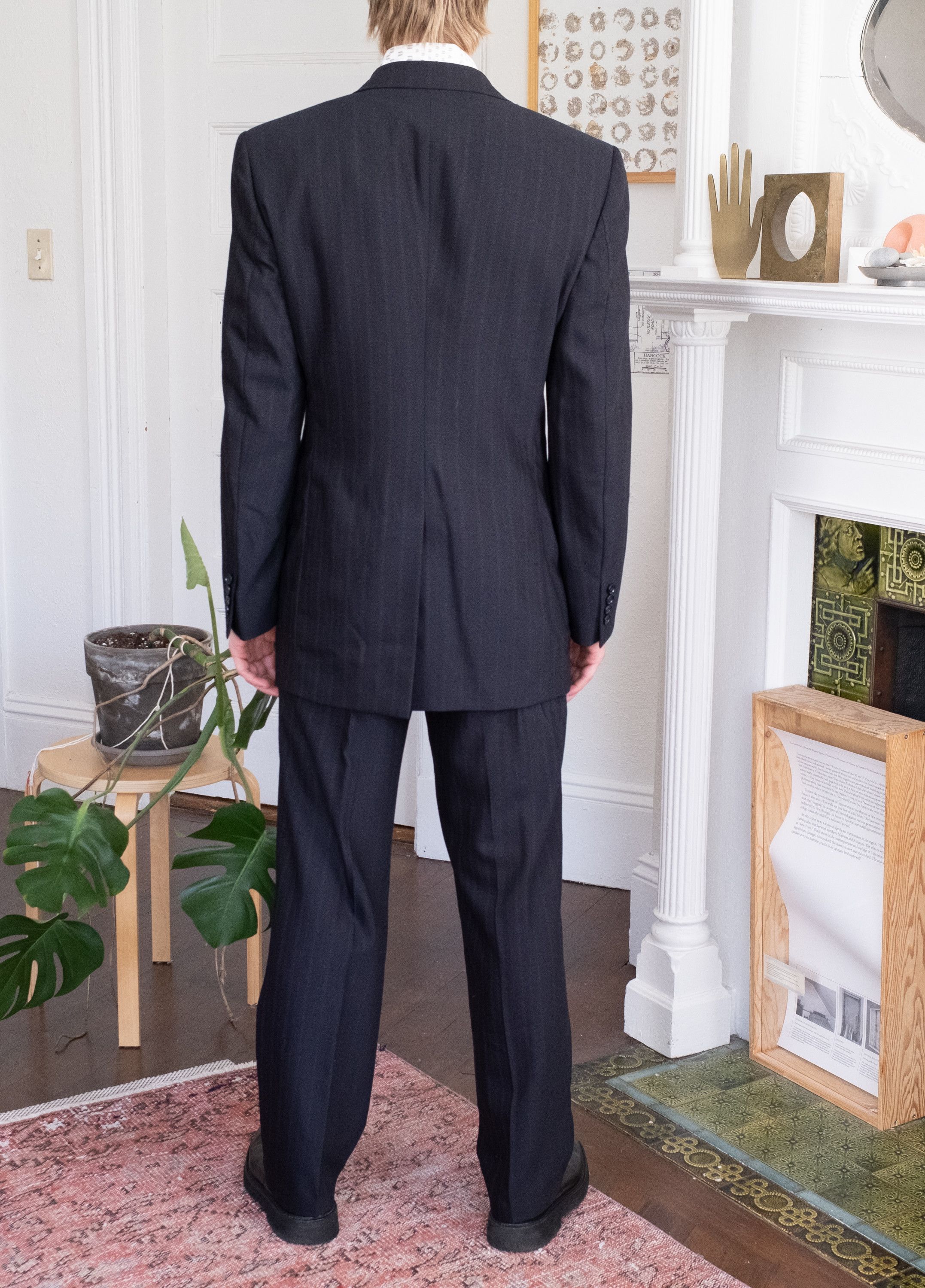 Dolce & Gabbana 38/40 R Dolce & Gabbana Suit. Dark Grey Wool Made Italy Size 38R - 2 Thumbnail
