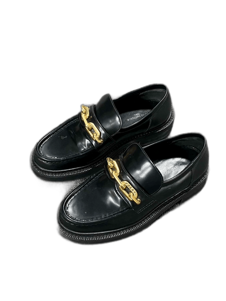 Louis Vuitton Louis Vuitton Chain Detail Loafers Size US 6 / IT 36 - 1 Thumbnail