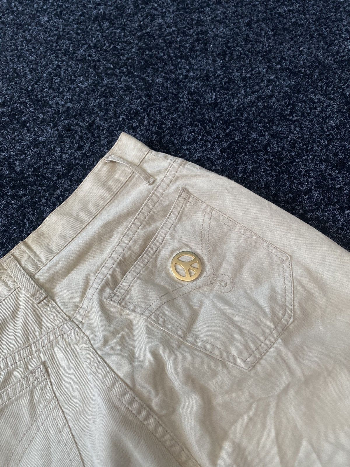 Moschino 🚨90s Moschino Made in italy rare beige pants gold logo Size 30" / US 8 / IT 44 - 4 Thumbnail