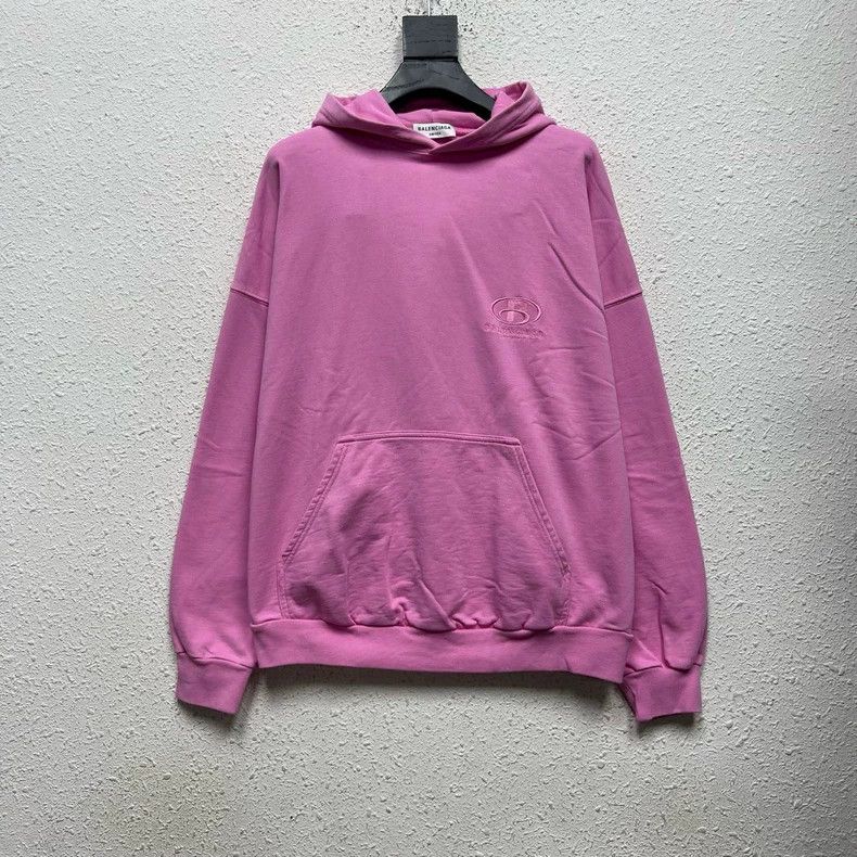 Balenciaga Balenciaga Pink embroidered sweater hoodie before and afte Size US M / EU 48-50 / 2 - 1 Thumbnail