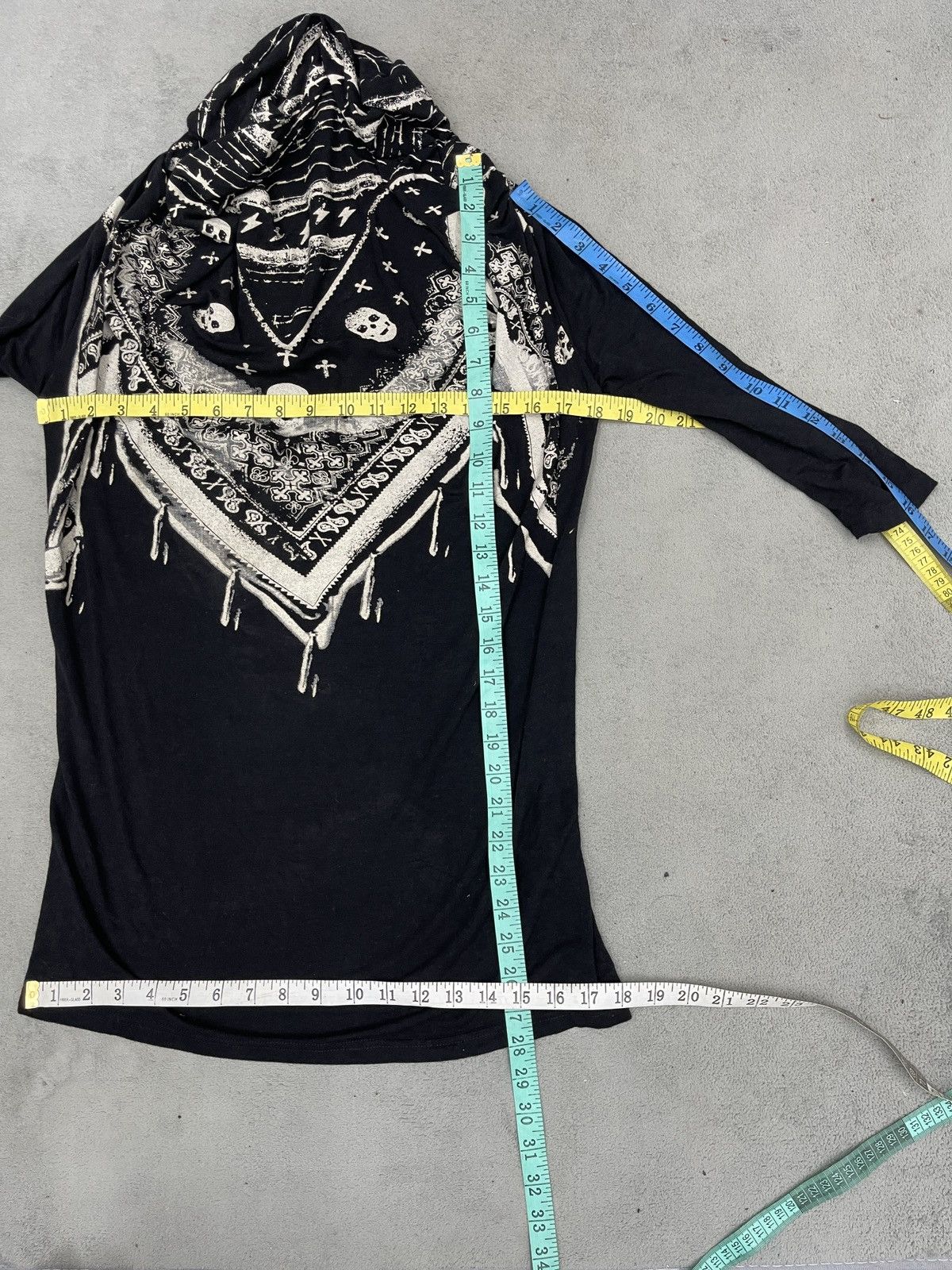 Hypebeast × Seditionaries STEALS💥GHOST OF HARLEM BANDANA PATTERN RAGLAN TEES Size US M / EU 48-50 / 2 - 12 Thumbnail