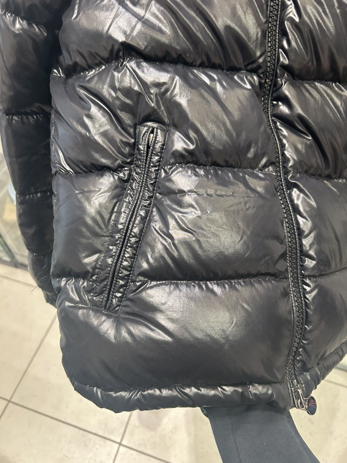 Moncler Moncler Maya Hooded down jacket Size US S / EU 44-46 / 1 - 4 Thumbnail