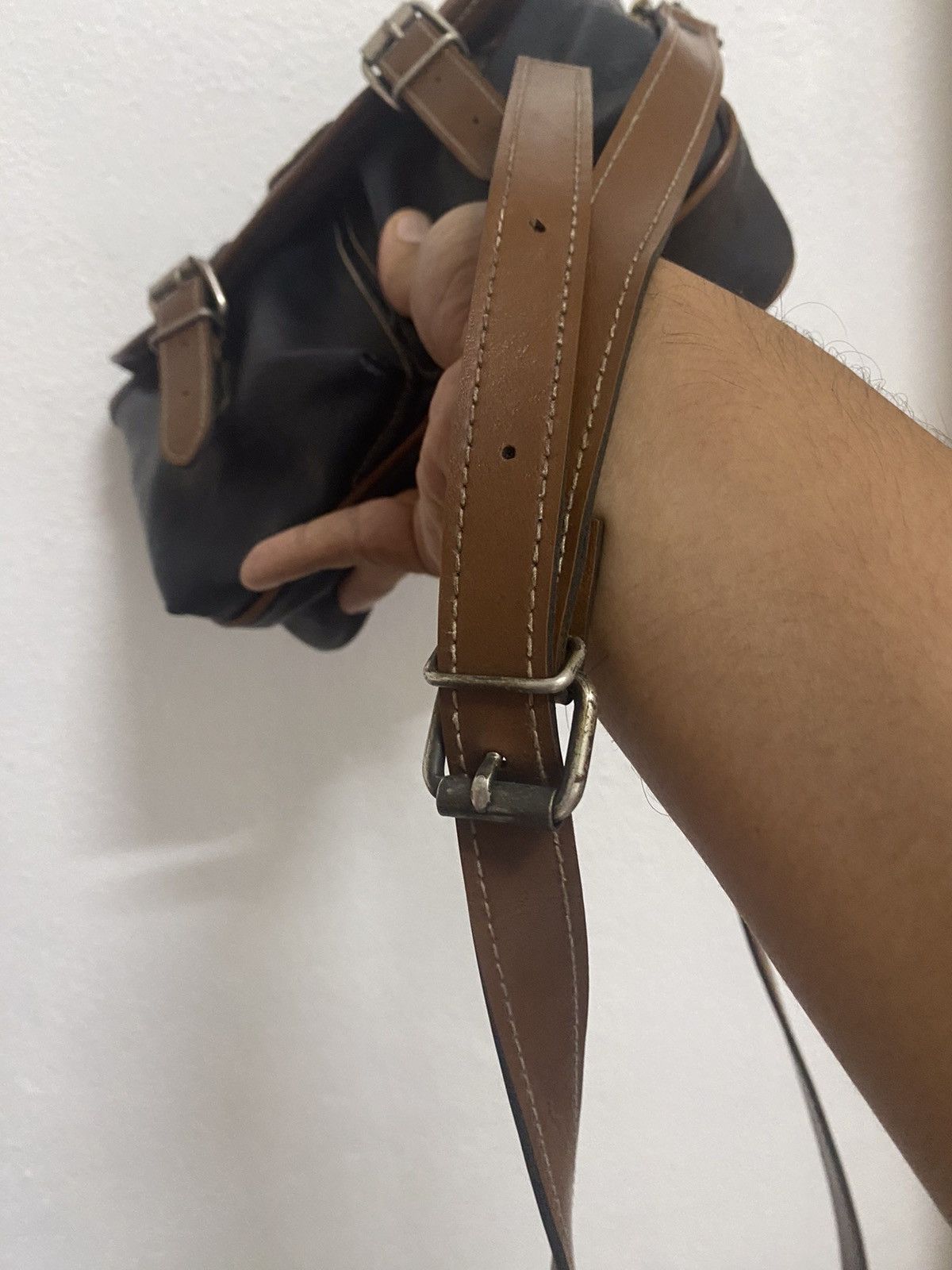 Issey Miyake × Japanese Brand NAF-NAF SLING BAGS LEATHER Size ONE SIZE - 8 Thumbnail